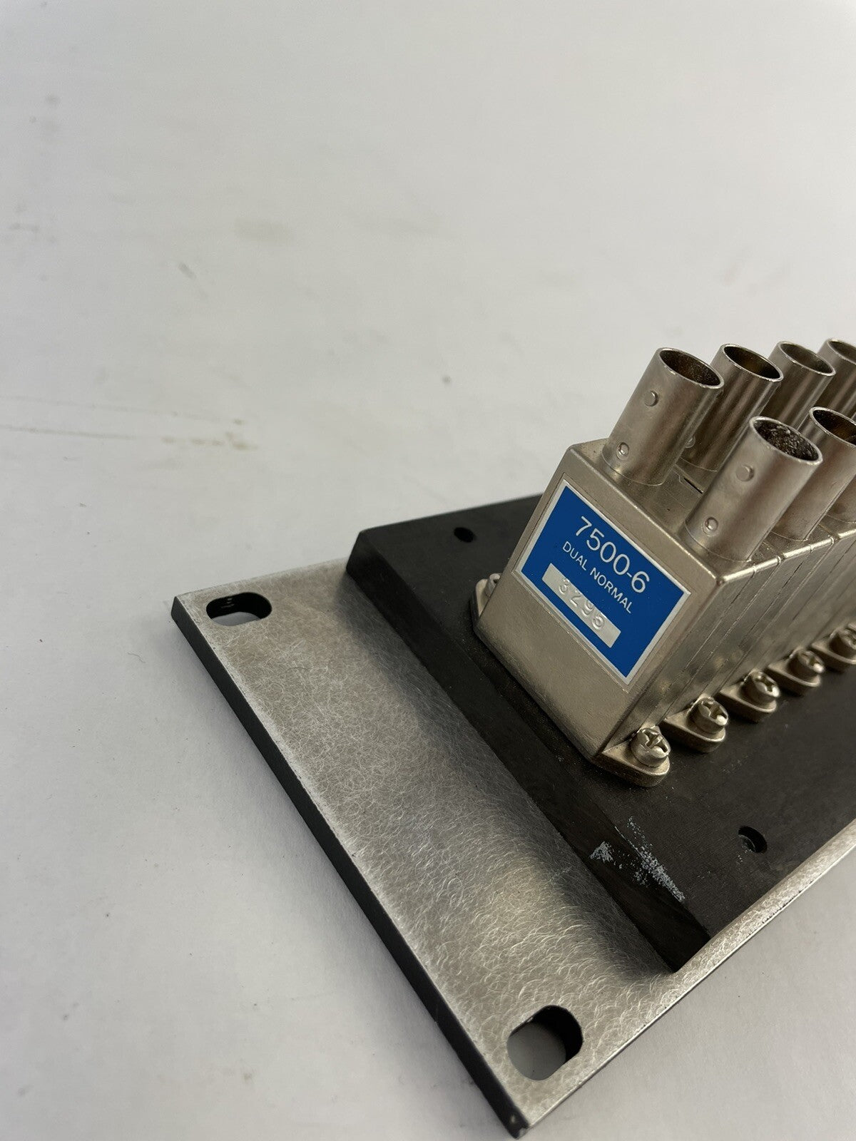 Bittree B52T-2WTHD 2x26 2RU Normalling Terminating Audio Patchbay 7500-6 Dual
