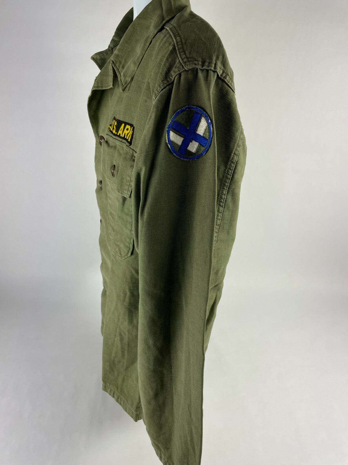 US Army Uniform / Battle Dress Medium Regular Waist 22 Sleeve 24 Shoulder 19 L6