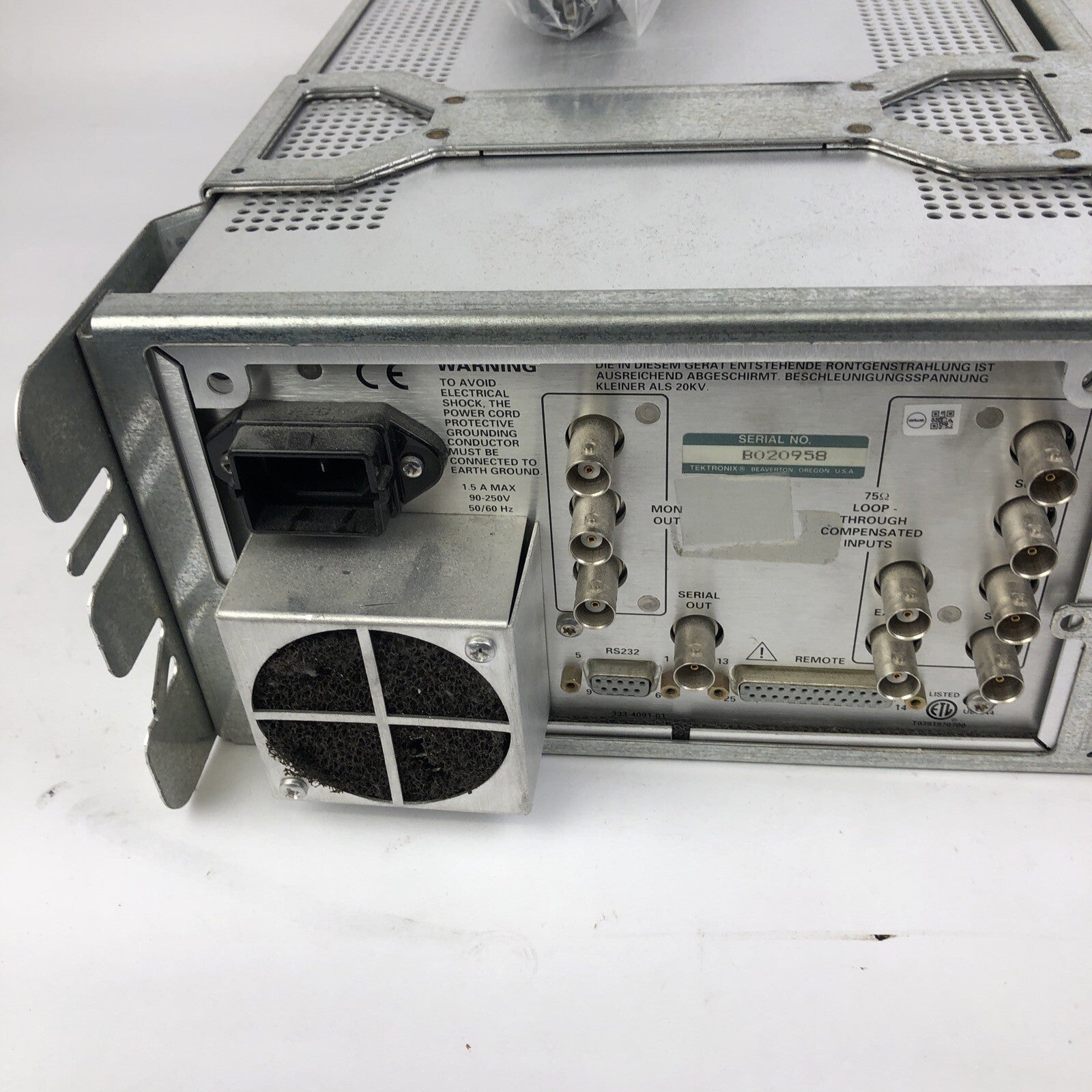 Tektronix WFM 601i + Tektronix WFM 700 Duel Half Rack Rackmount Deluxe Case LOOK