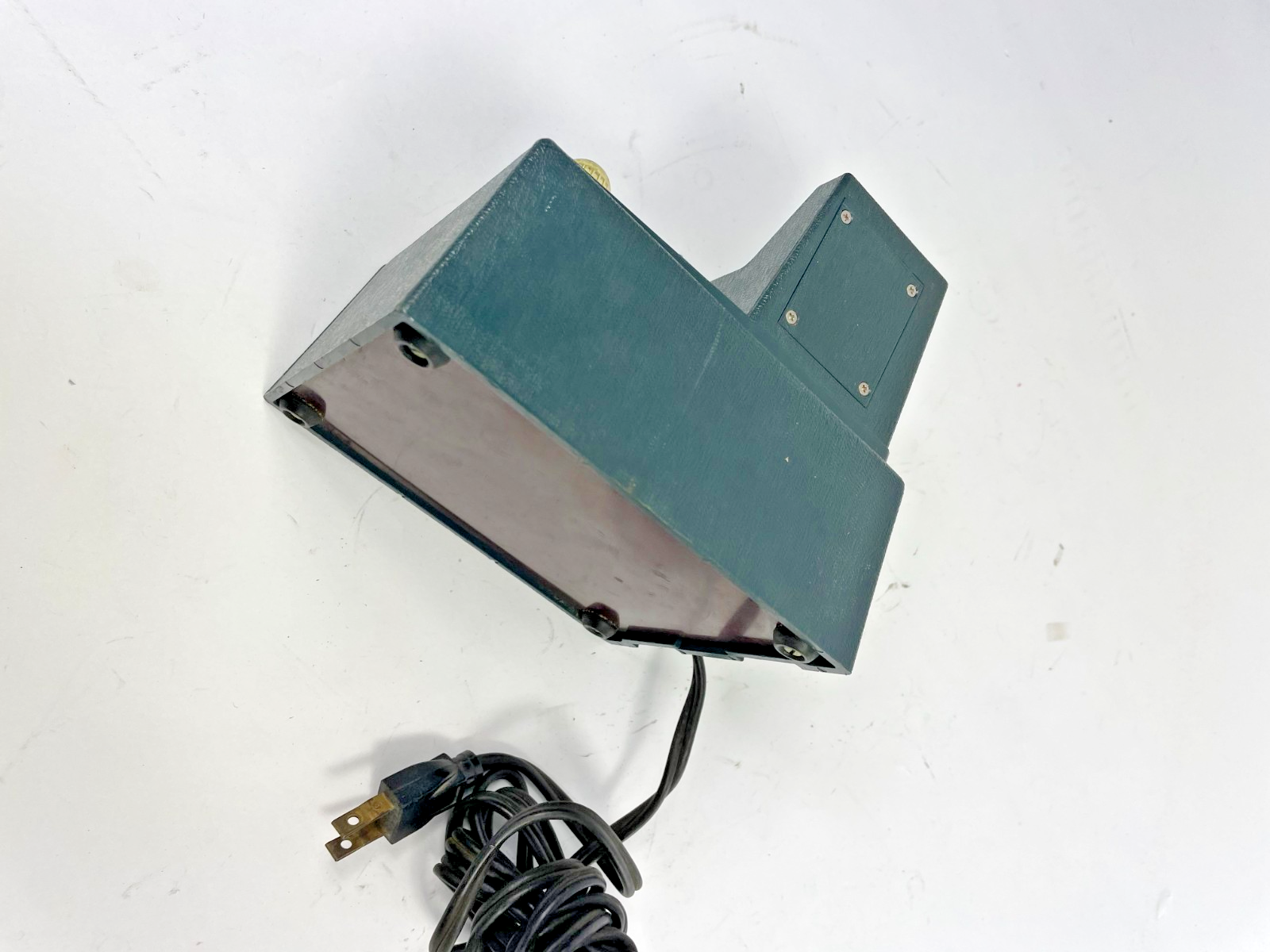 Motorola HT-220 Omni battery charger for the Handie-Talkie HT 220 radio