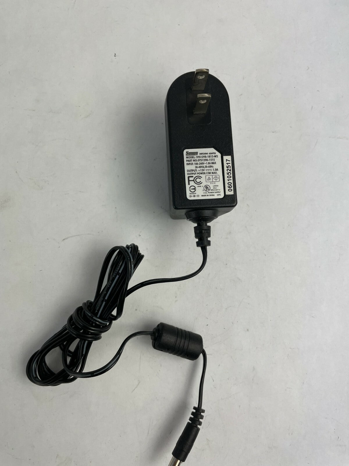 Genuine Sunny SYS1298-1815-W2 Ac Adapter Output 15V 1.0A PowerSupply Adapter A74