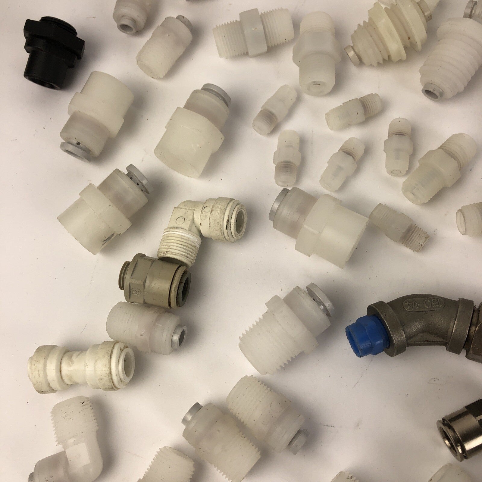 Huge LOT PARKER Rexroth PRESTOLOK and more Push to Connect Fittings new/used