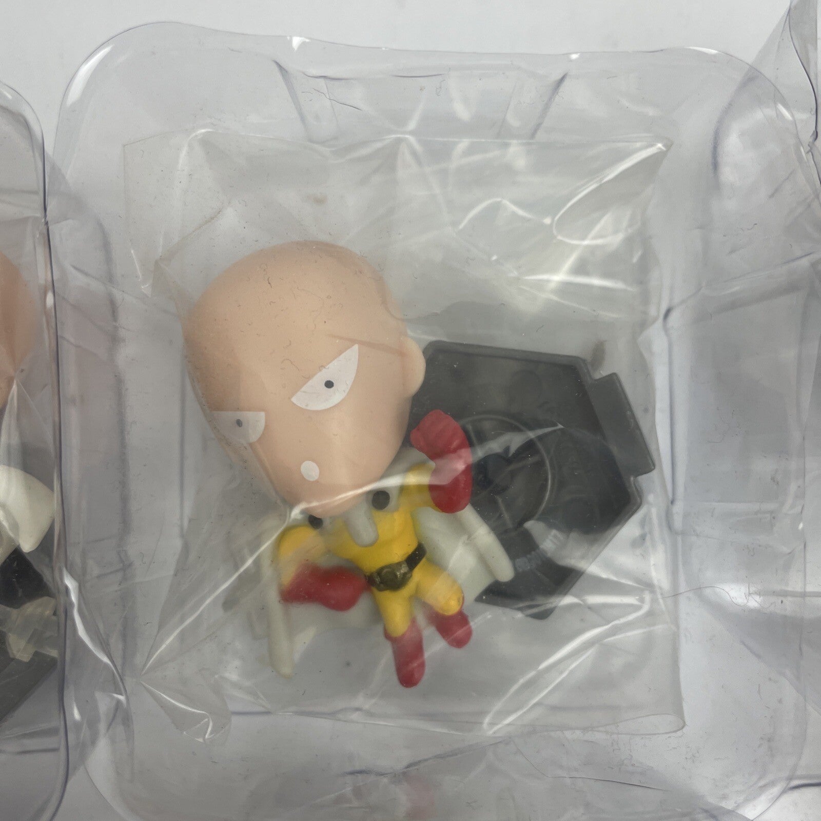 LOT (8) x ORIGINAL MINI'S ONE PUNCH MAN SERIES 1 SAITAMA COLLECTIBLE FIGURE SET