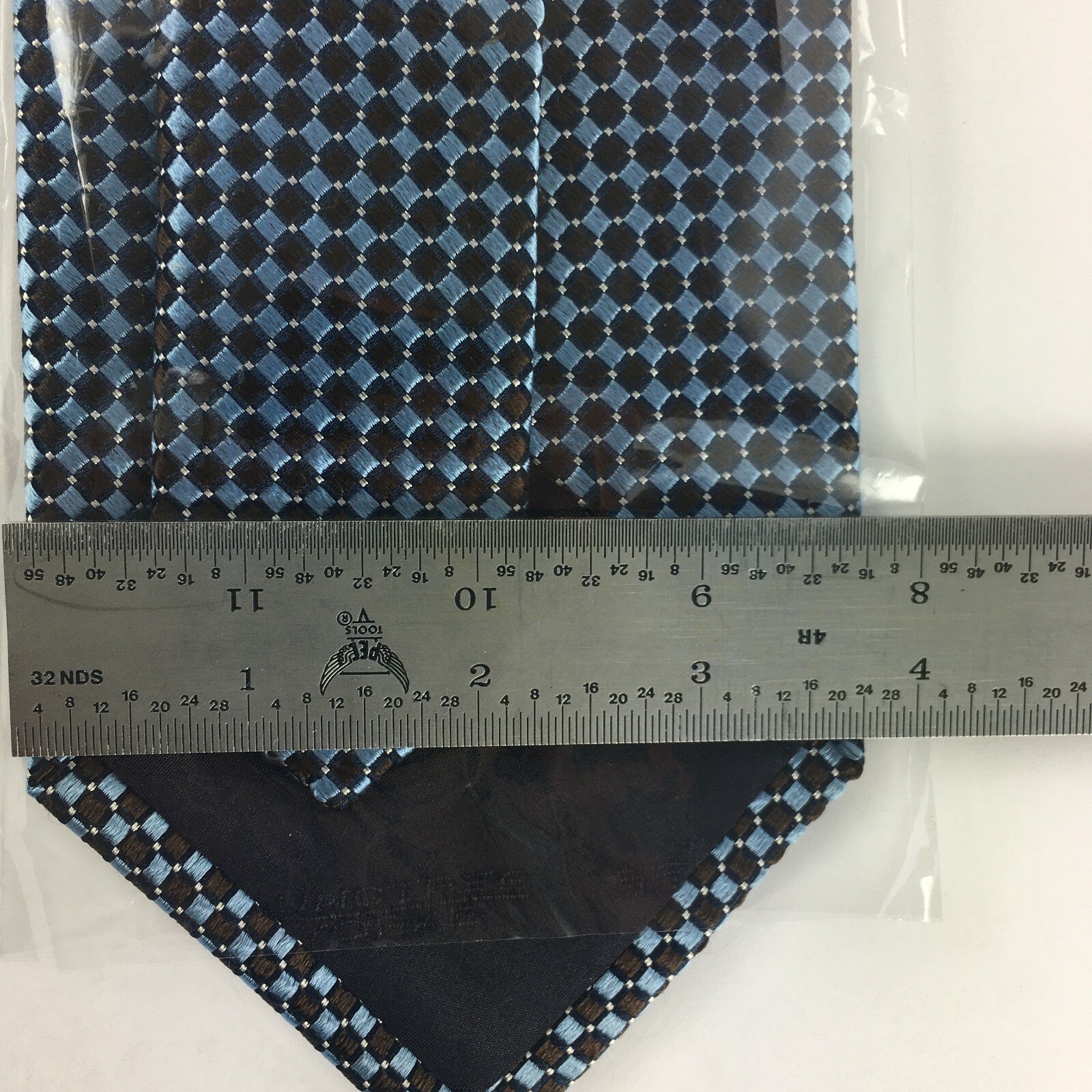 Genuine Round Tree & Yorke All Silk Handmade Stylish Formal Tie Multi Coloured