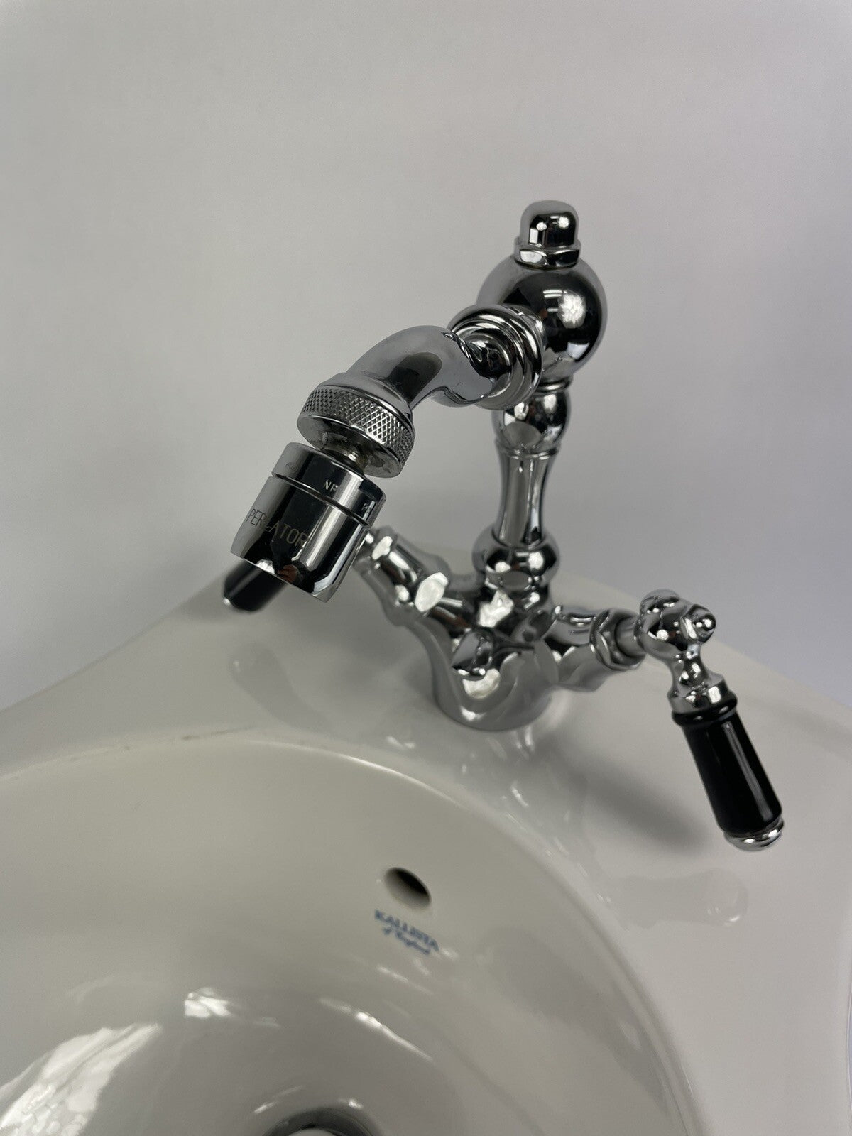 Imperial Astoria Deco Bidet Toilet Bidet Kallista England THG Paris bidet mixer