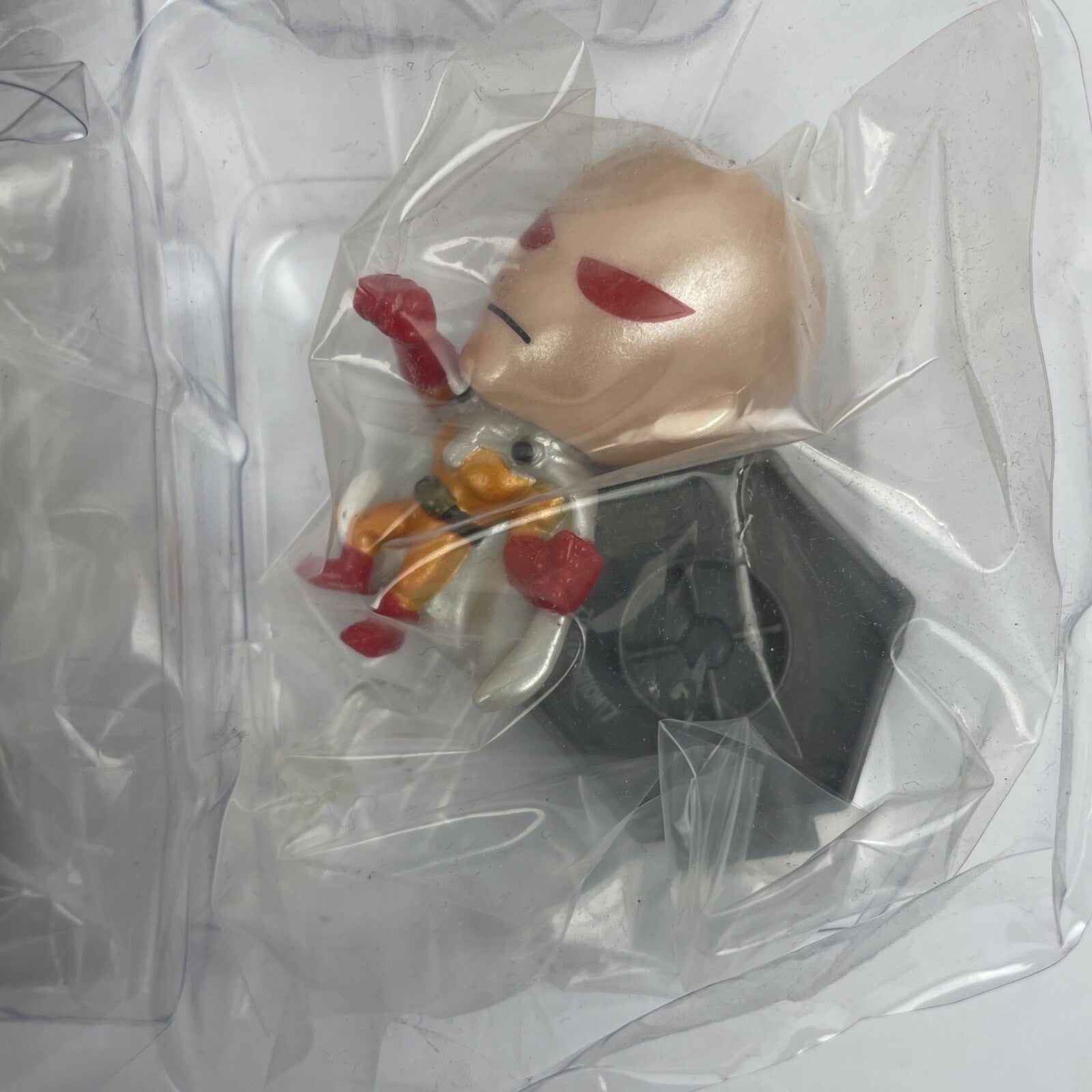 LOT (8) x ORIGINAL MINI'S ONE PUNCH MAN SERIES 1 SAITAMA COLLECTIBLE FIGURE SET
