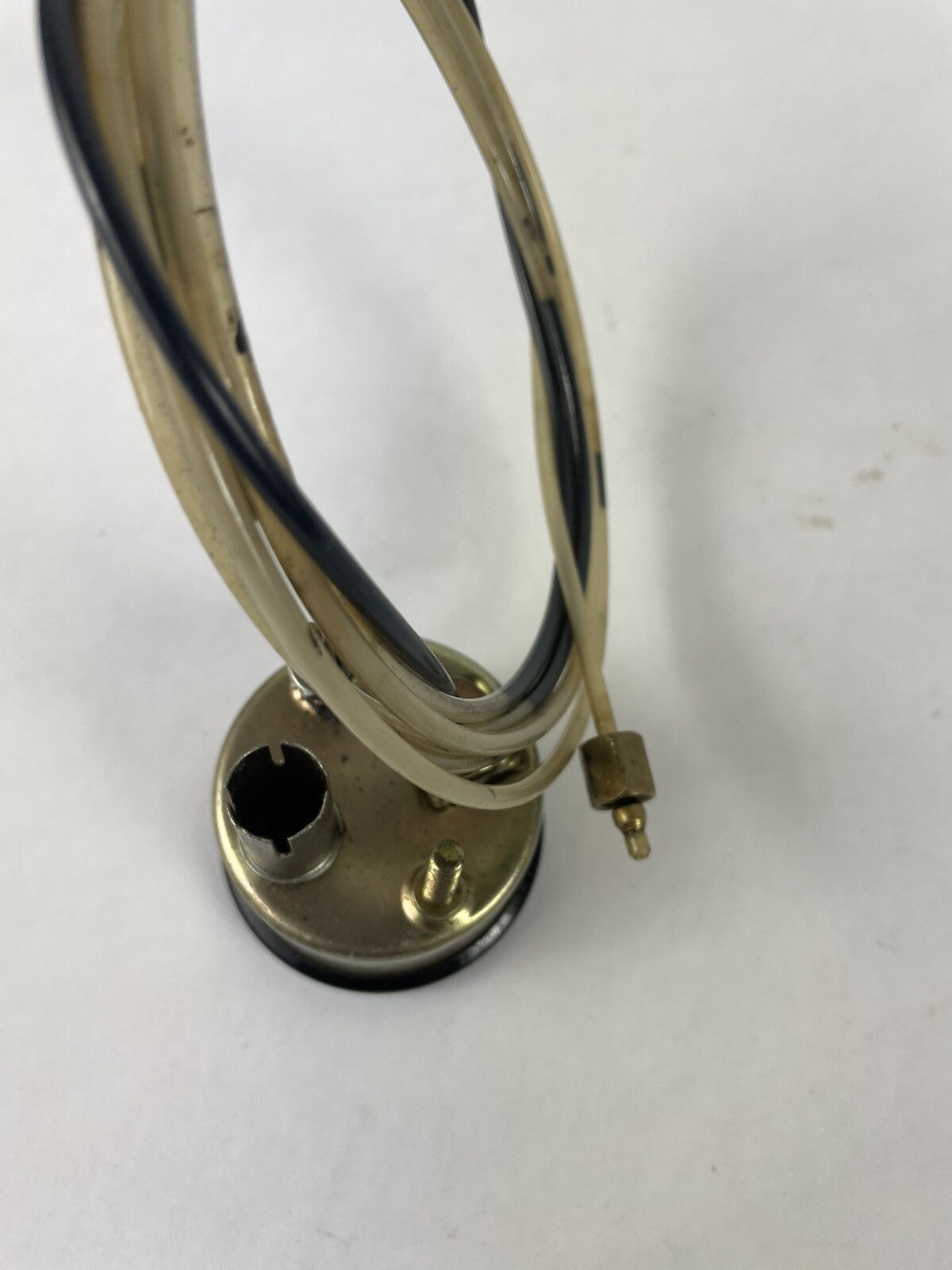 Sunpro Oil Pressure Gauge 0-100 PSI Mechanical 2" Hanging Style With Mount Line