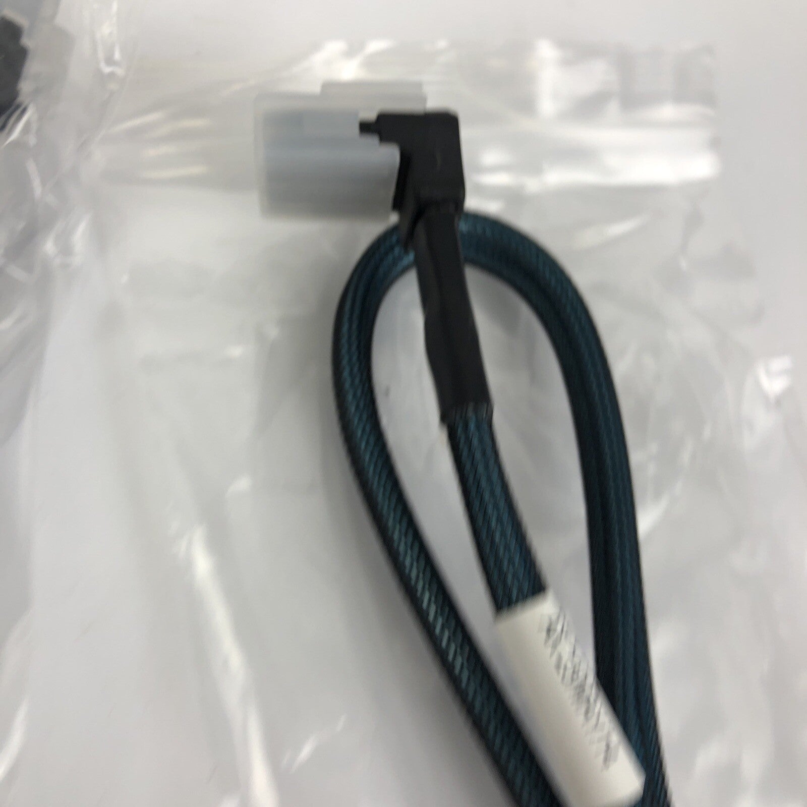 Lot of 2 x Amphenol Mini SAS RAID Cable ATD7909054EU REV AX2 - LOOK