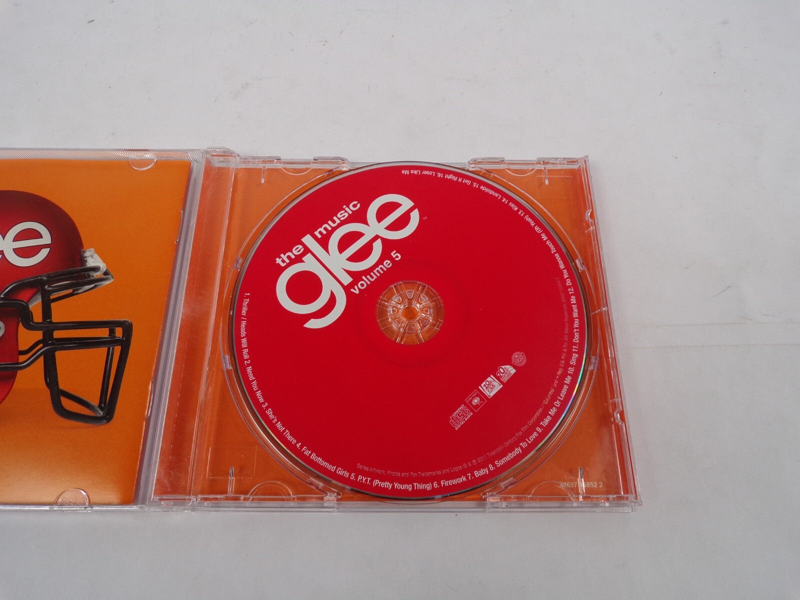 Glee The Music Volume 5 Thriller Heads Will Roll Need You now She's Not CD#26