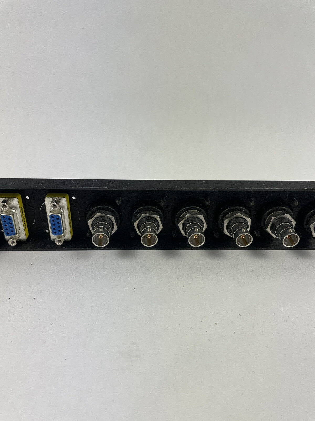 RUI AMP-1 RACK AUDIO PANEL 16 CHANNEL BNC Neutrik NE8FAV-Y110 DB9 Connector XLR