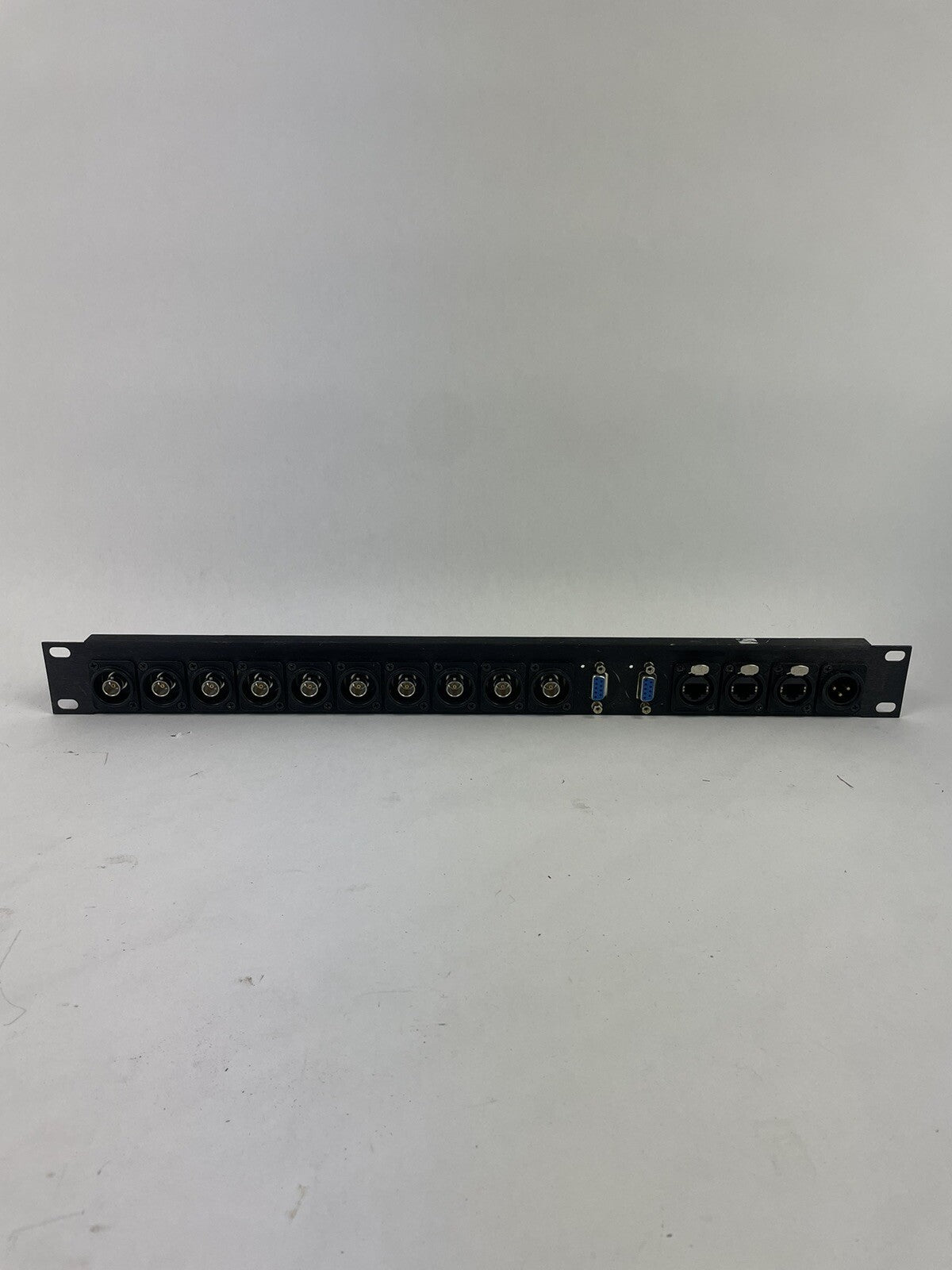 RUI AMP-1 RACK AUDIO PANEL 16 CHANNEL BNC Neutrik NE8FAV-Y110 DB9 Connector XLR