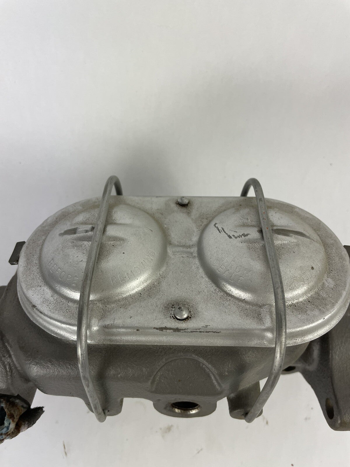 Mopar Master Cylinder Dodge Plymouth 10350 original 1968 1969 1970 1971 68 69 71