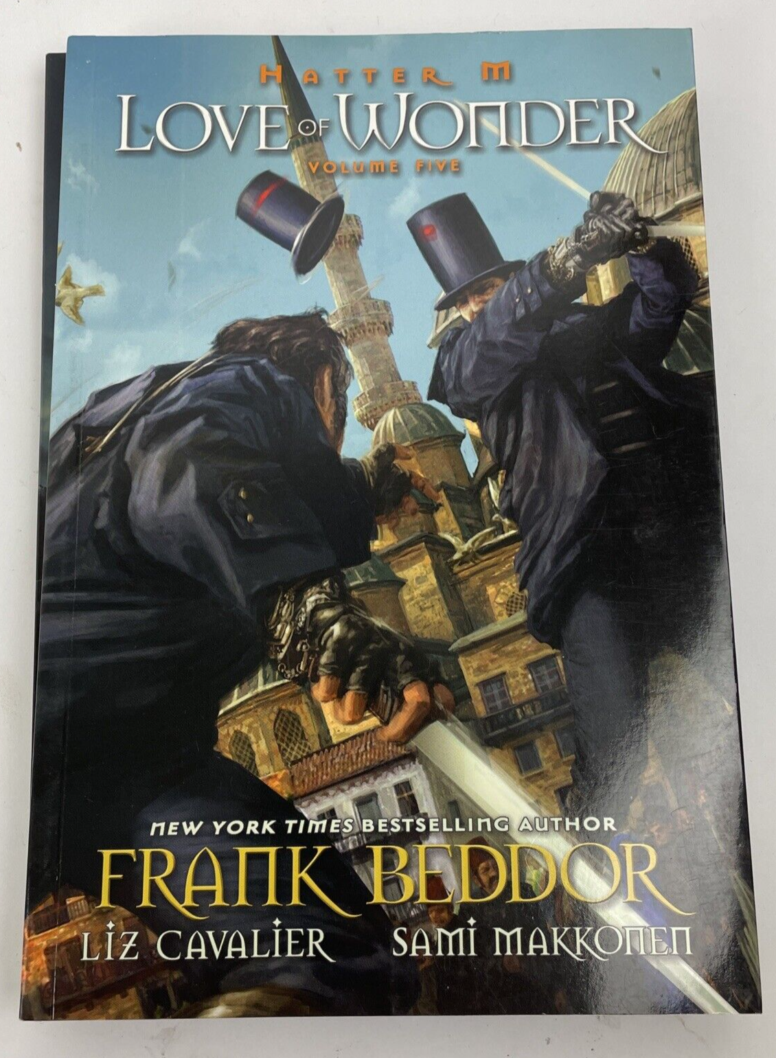 Lot of 2 x Hatter M : Love of Wonder / Far from Wonder - Frank Beddor : New LOOK