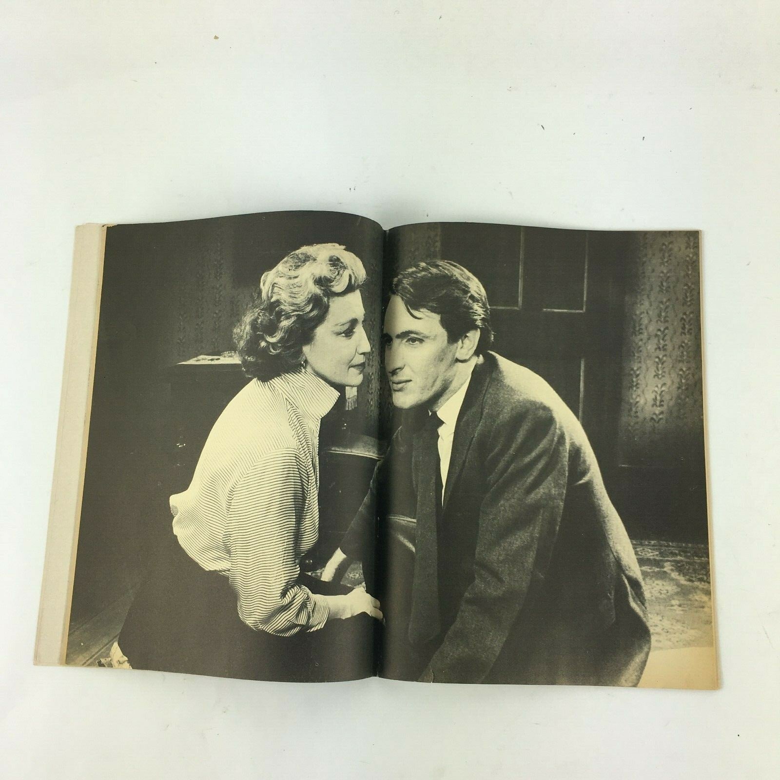 March 1962 Theatre Arts Magazine Opera Eric Bentley Paul Henry Lang JosephKerman