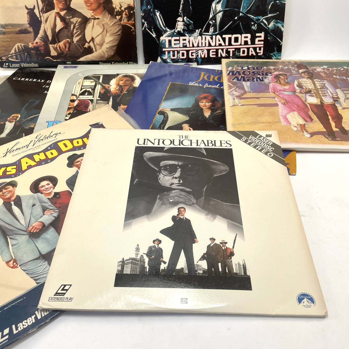 Lot 0f 13 Laserdisc s The Untouchables 007 James Bond My Fair Lady Terminator 2