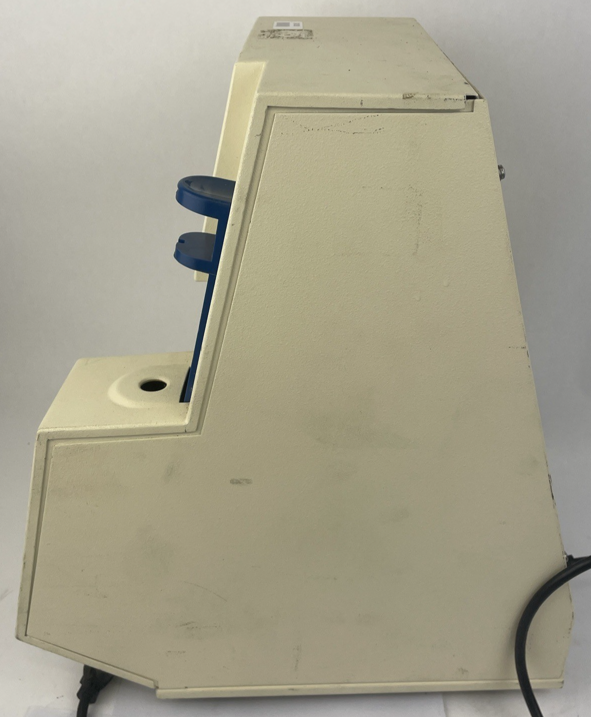 Advanced Instruments The Advanced Micro-Osmometer Model 3300 Version 4.3