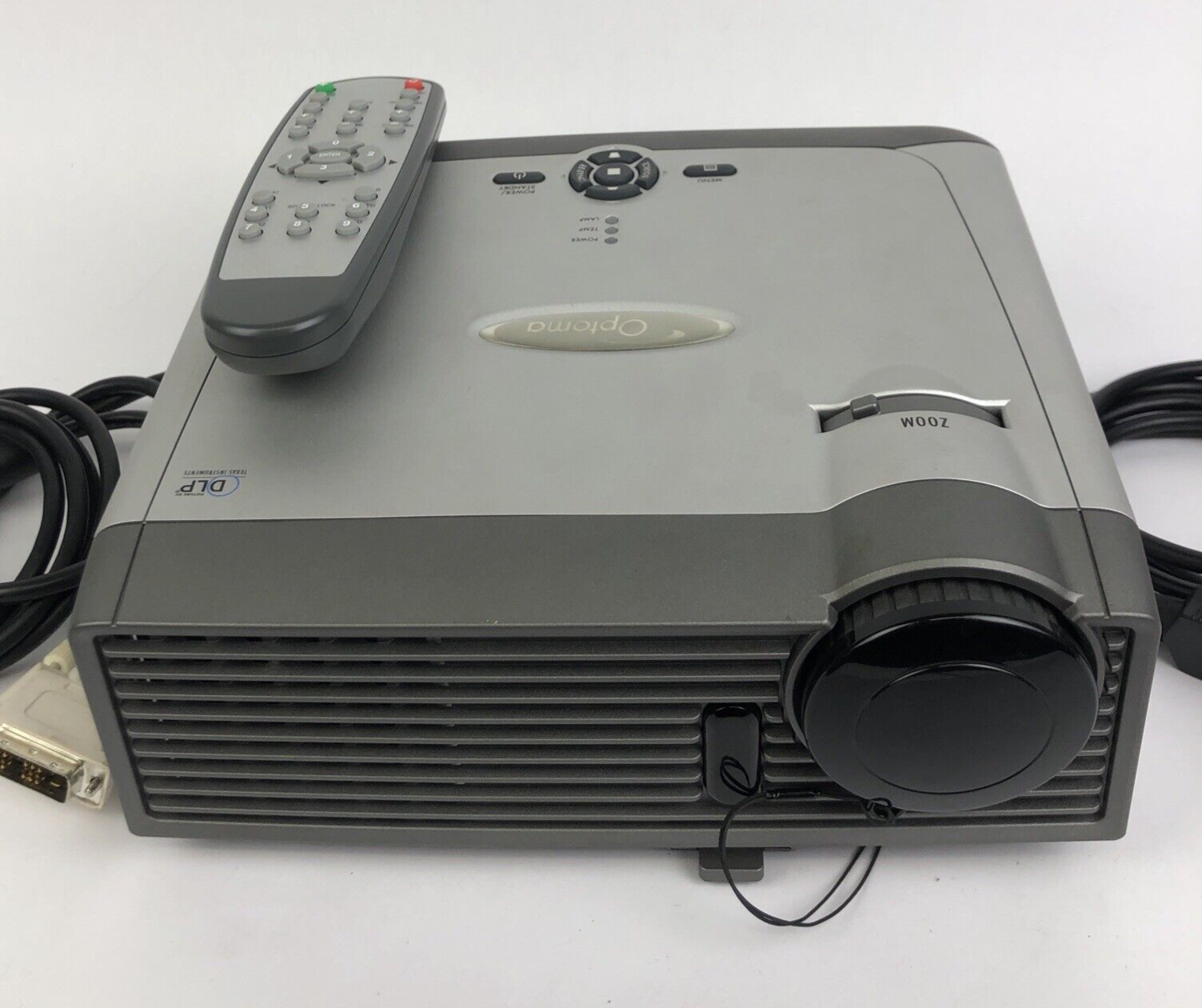 Optoma DX625 DLP Projector Display with Remote , Case and Instructions - LOOK