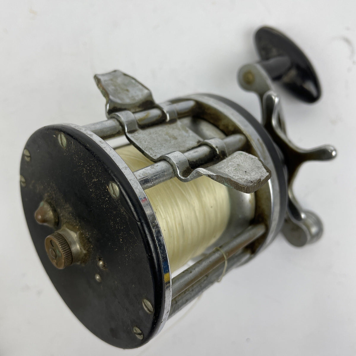 Lot of 2 Vintage Pflueger Trump Fishing Reel No 1943 + TEMCO 2075 - Both Working