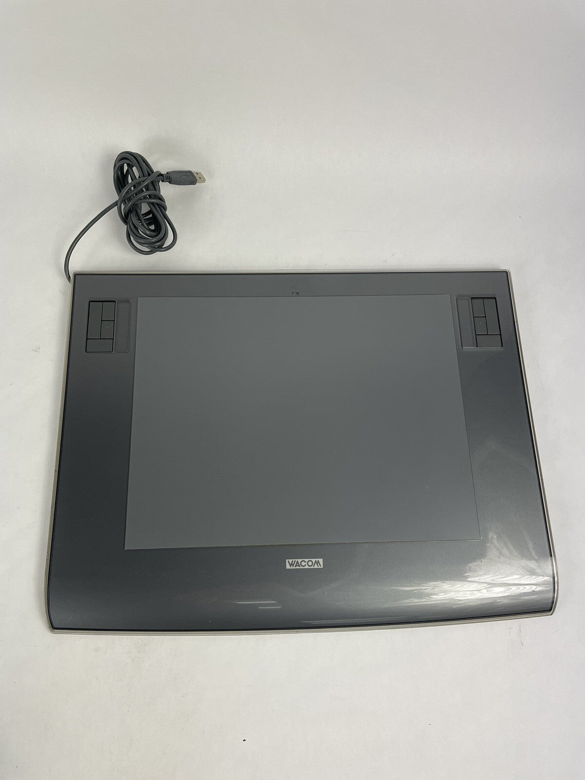 Wacom Intuos 3 PTZ-930 9x12 Graphic Drawing Tablet Only Tested