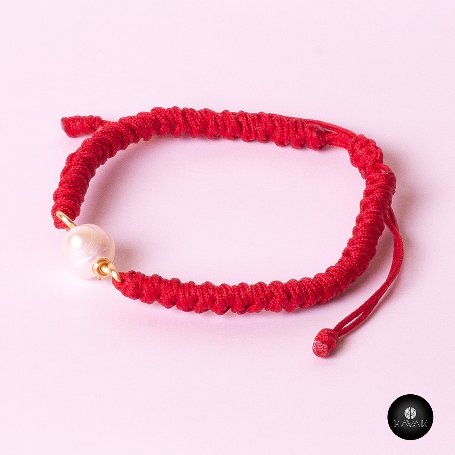 Kavak handmade cultured pearl adjustable women's bracelet