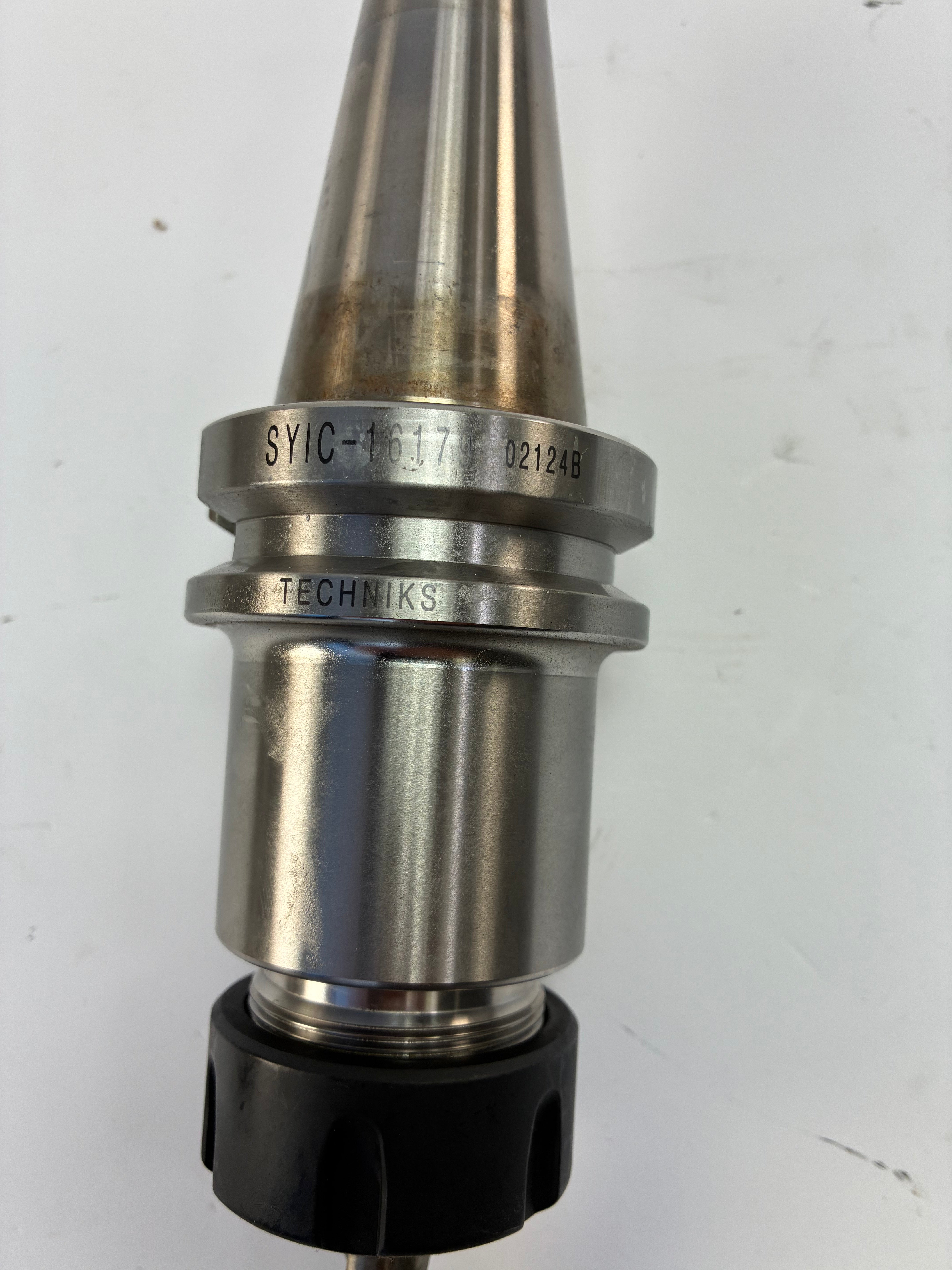 Techniks SYIC 16179 BT40 ER32 Collet Chuck – 100mm Projection – Cutter Included