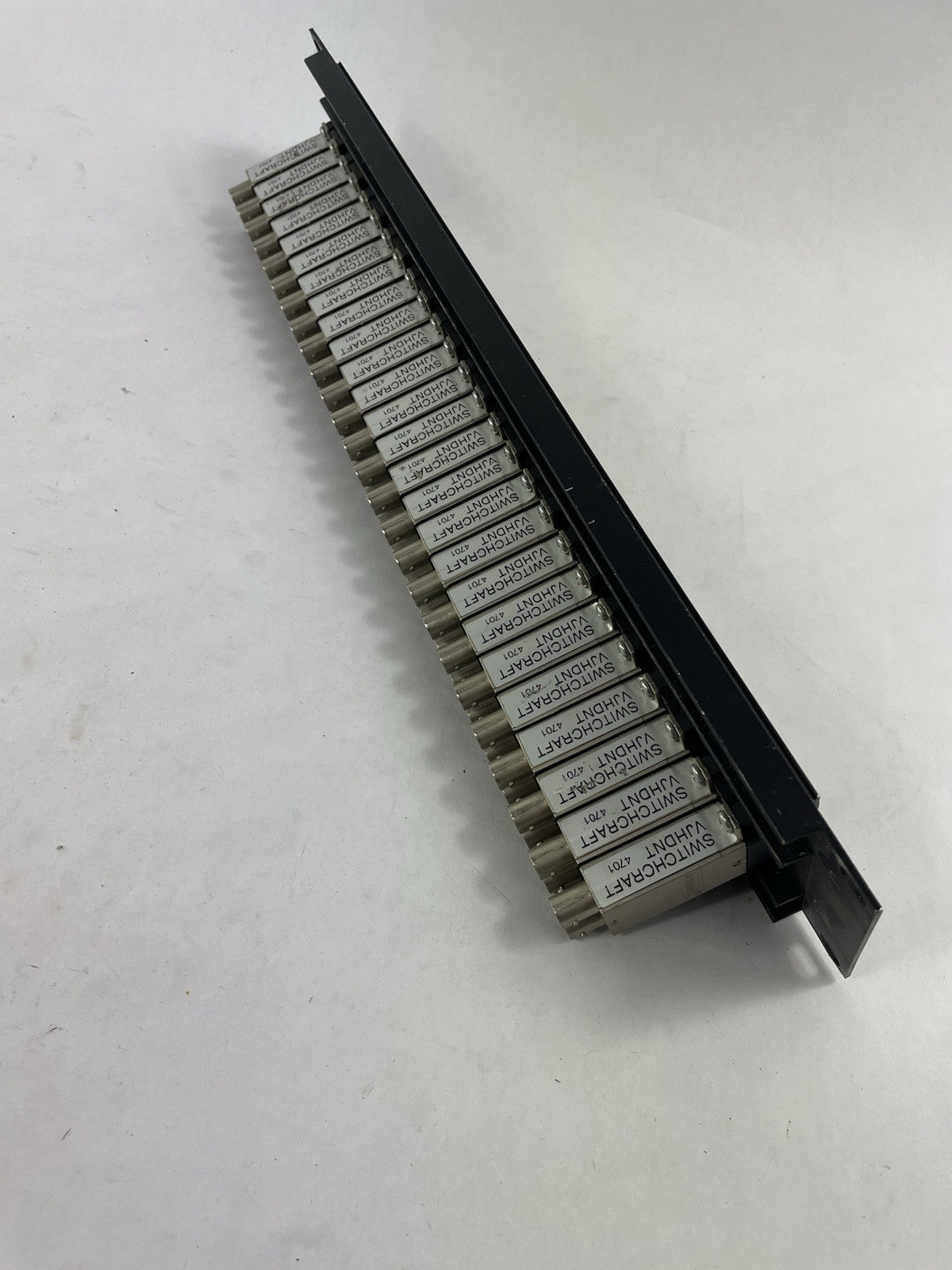 Switchcraft VJHDNT 2x26 HD Video Patchbay 2 RU Normalled VJHDNT VPP26K3HD