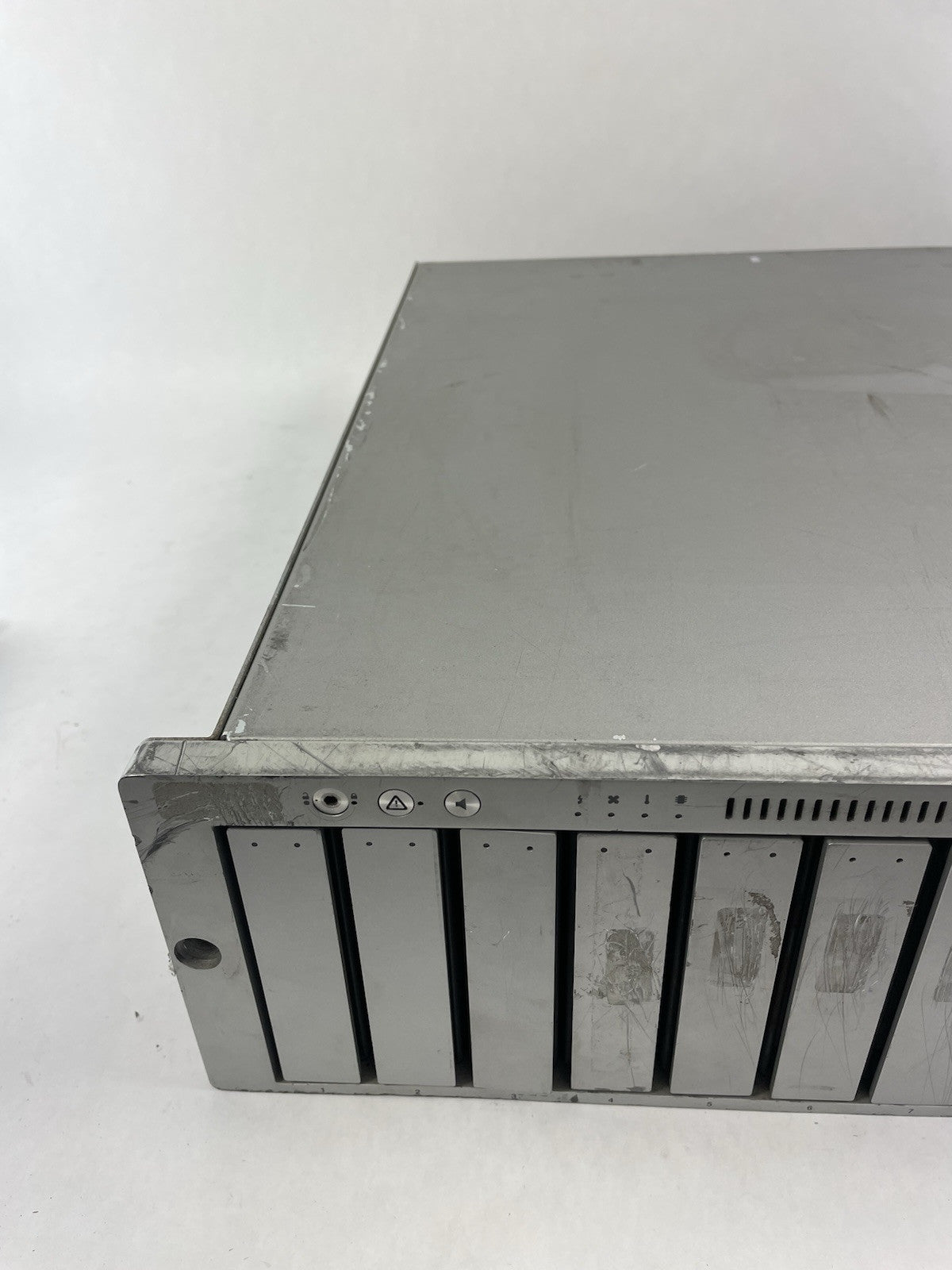Apple XSERVE RAID A1009 SFP Network Enclosure Storage 12 x 500 GB HDD