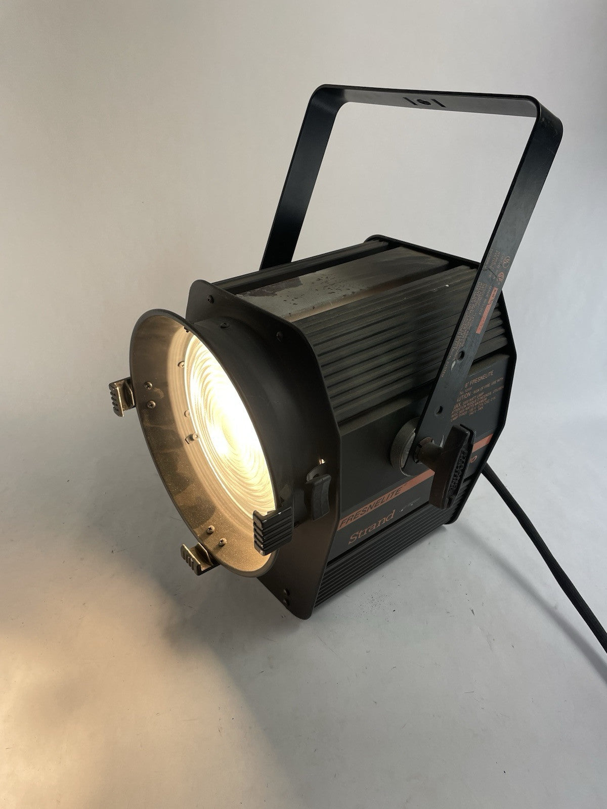 Fresnel Strand Fresnelite 8" 2kw SpotLight