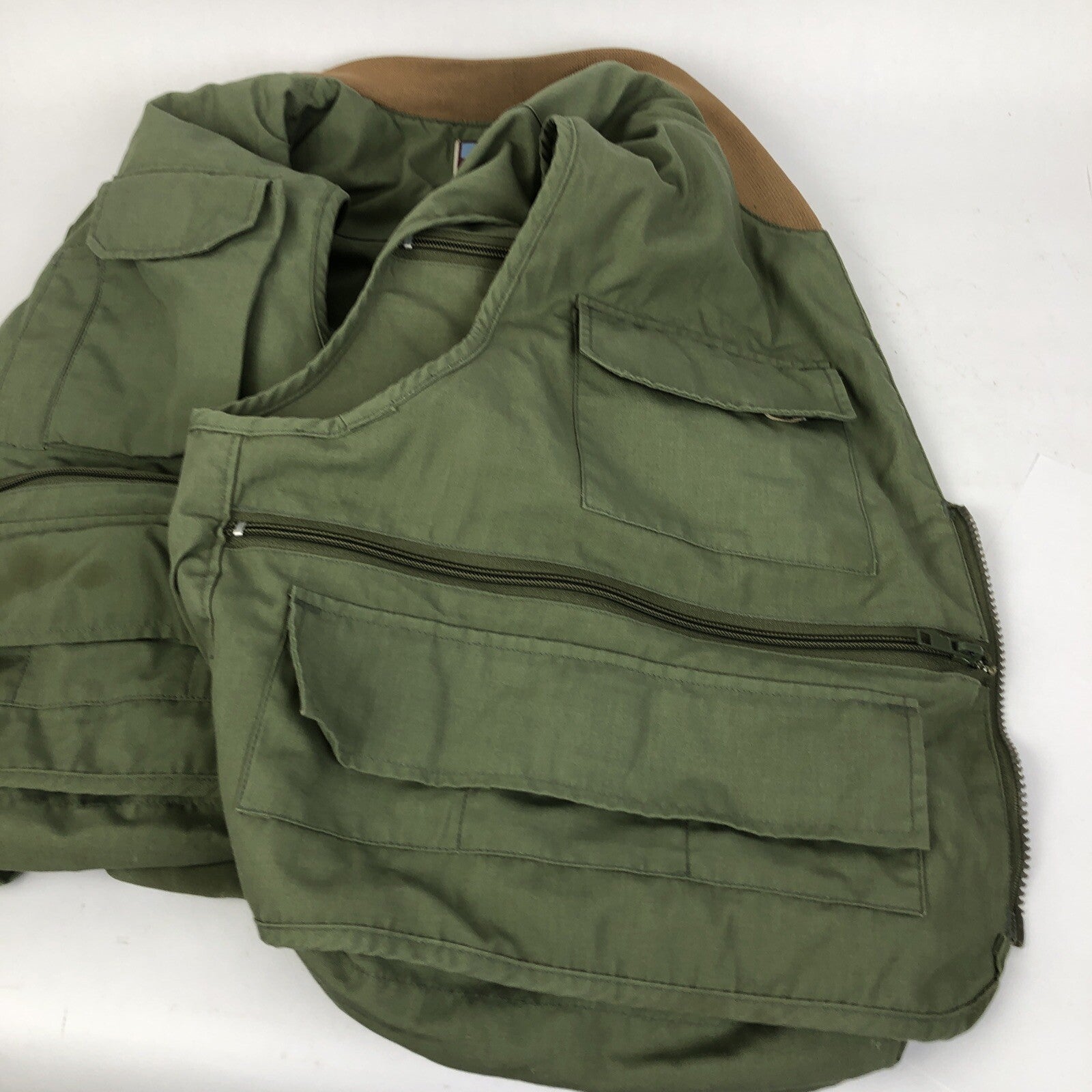 Pacific Fly Group Pro fly fishing vest olive green large with multiple storage pockets