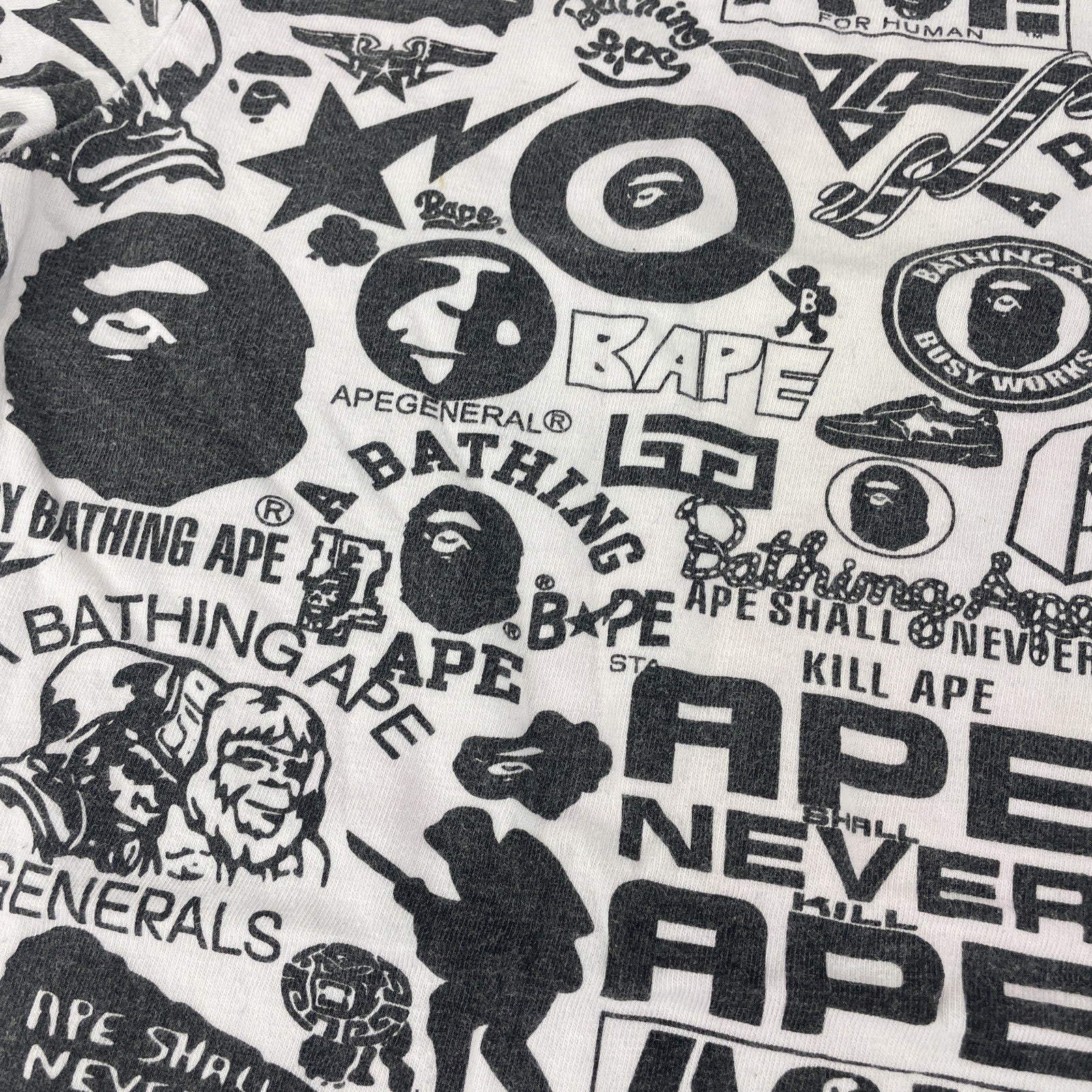 A Bathing Ape BAPE Men's All Over Graphic Logo Crew Neck Short Sleeve T-Shirt L