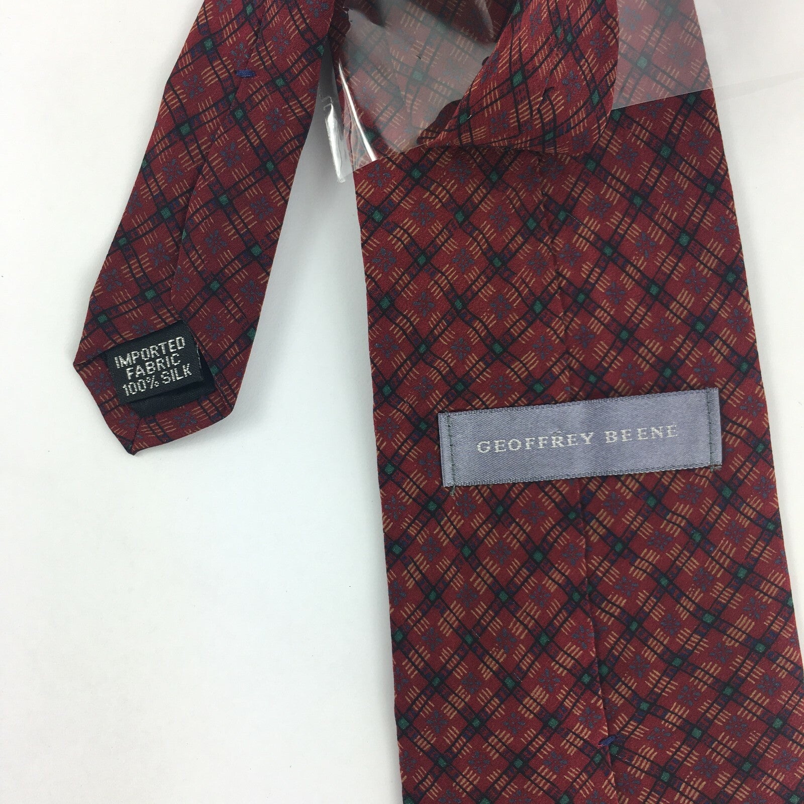 Genuine GeoffreyBeene 100%Silk Handmade Stylish Formal/Casual Tie Multi Coloured