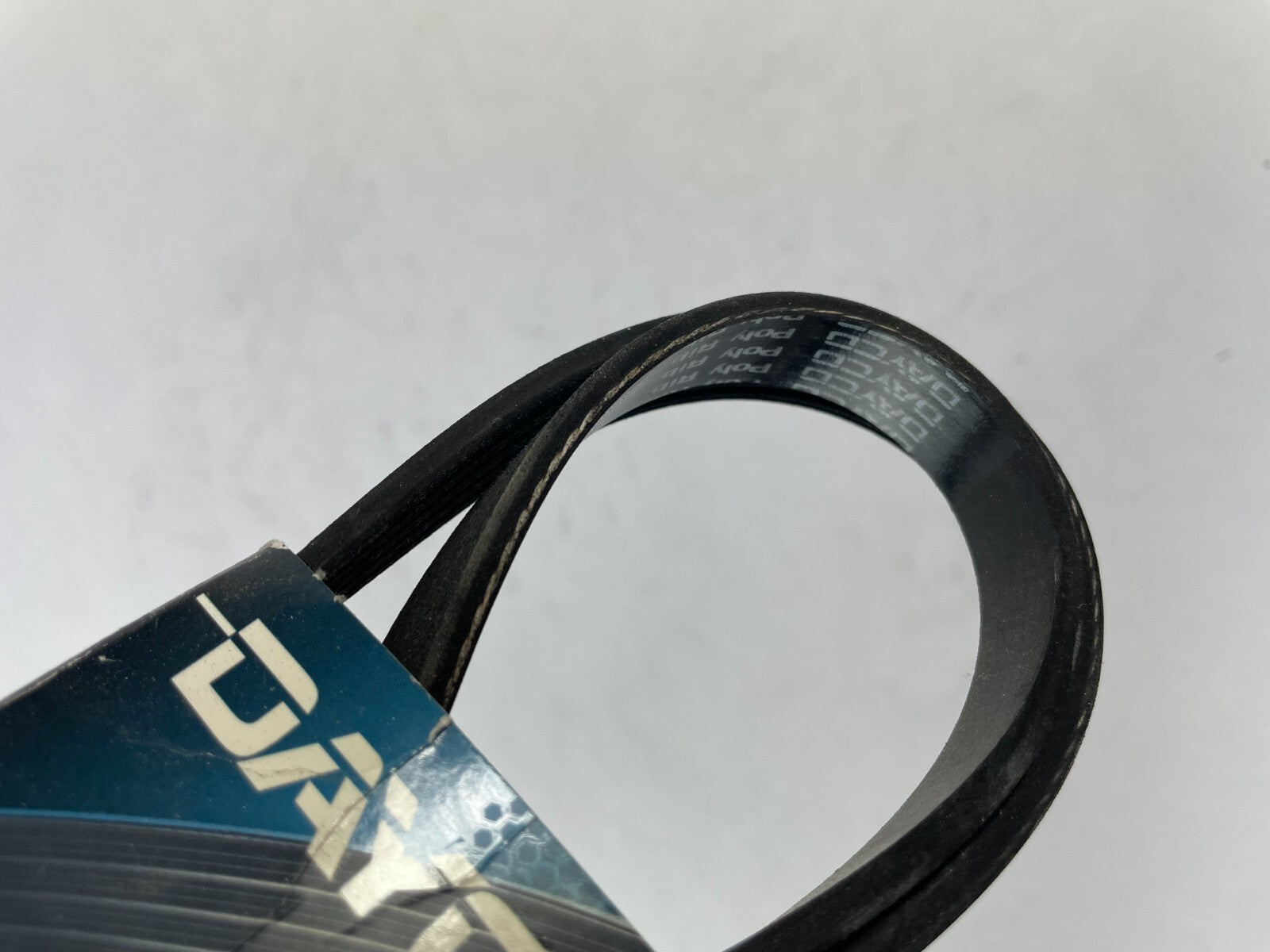 Dayco 5050540 5PK1370 poly rib serpentine belt OEM automotive engine accessory drive belt replacement A11