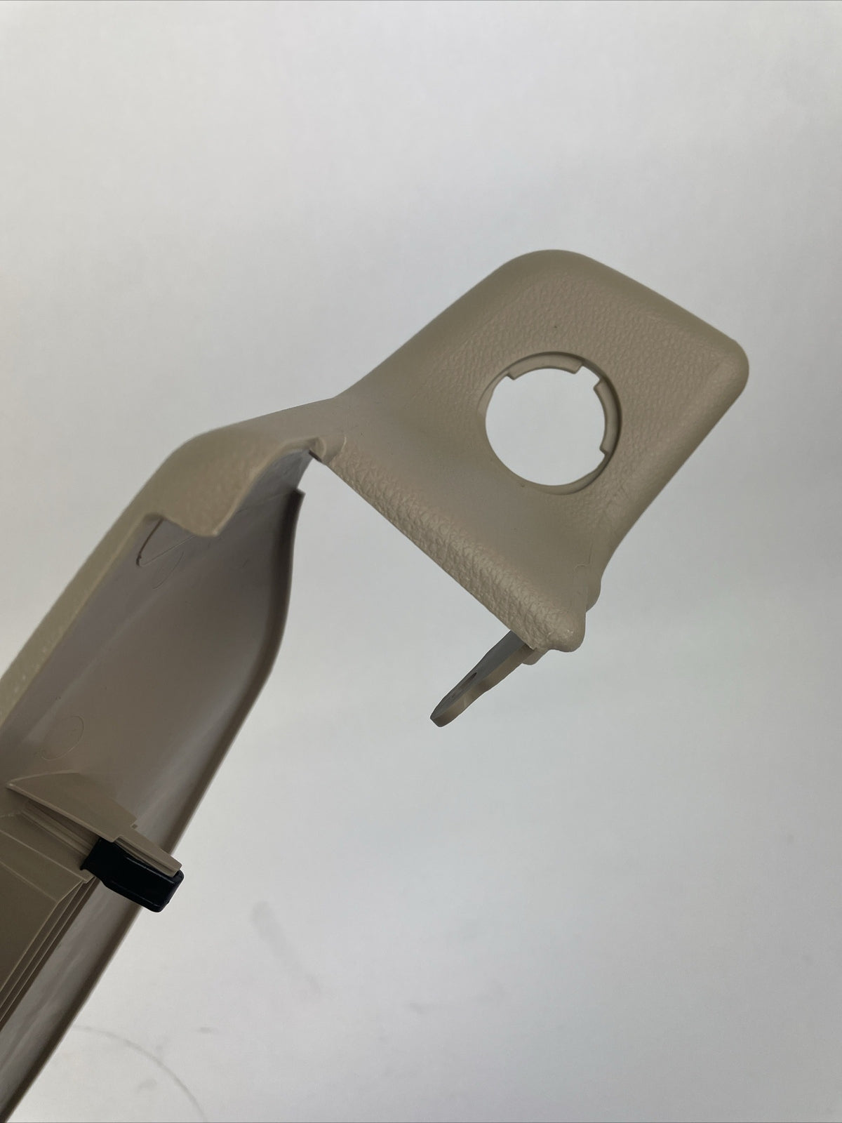 OEM Kia Sedona beige seat track cover 88582-4D010 interior trim replacement part 2014 model