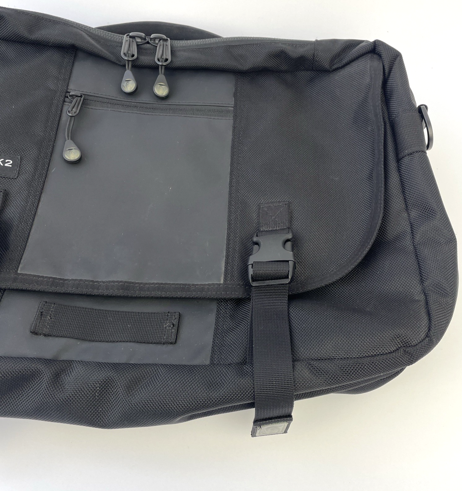 Timbuk2  x DELL " Stuck In The M Middle With You " Messenger Bag Black Laptop