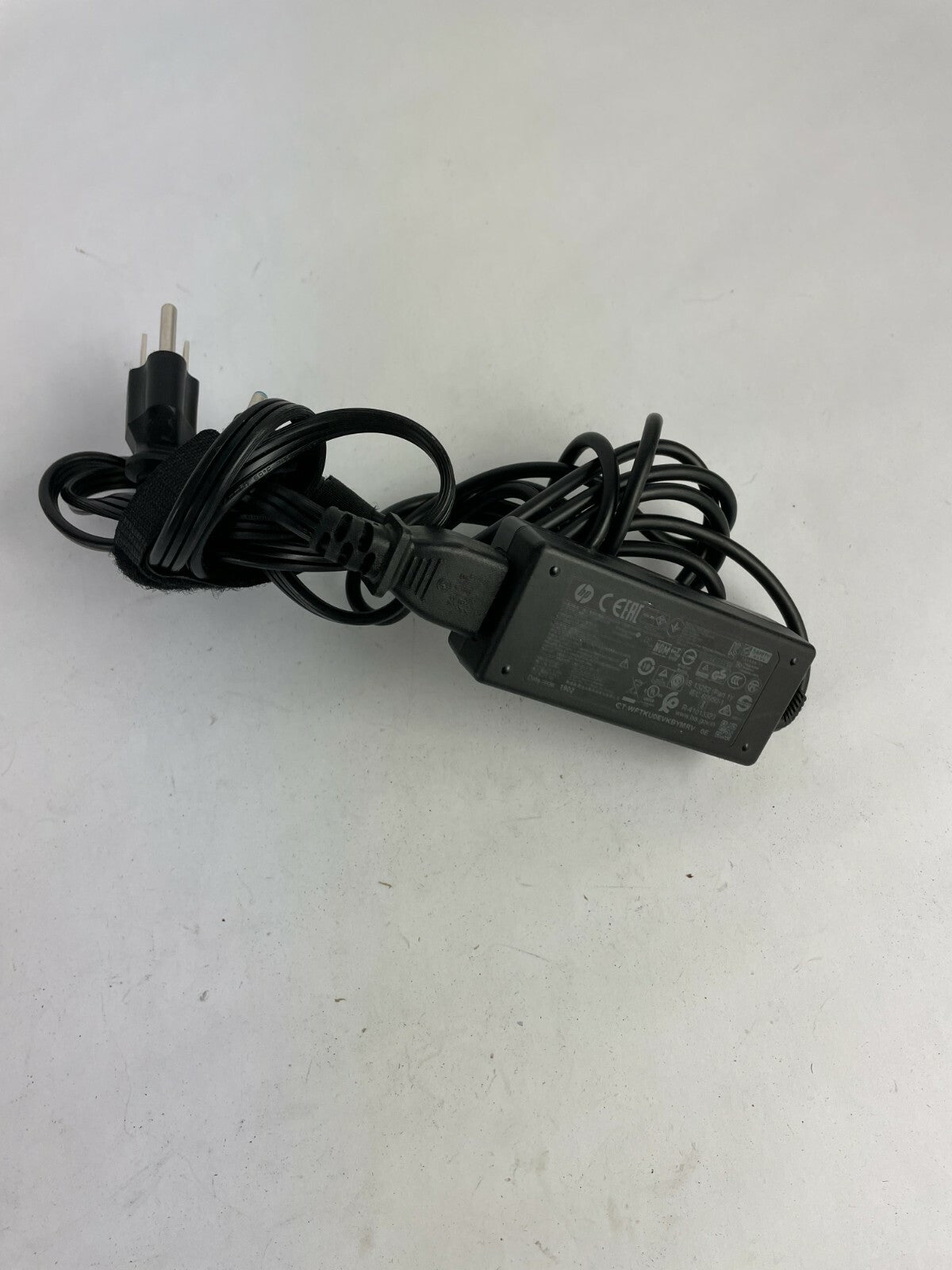 Genuine hp 854D54002 Ac Adapter Output 19.5 V 2.31 A Power Supply Adapter A96