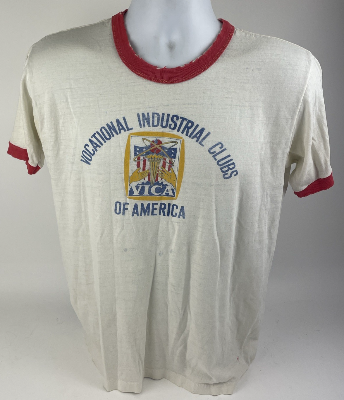 Vintage Tattered Worn Vocational Industrial Clubs of America T-Shirt Sz Medium