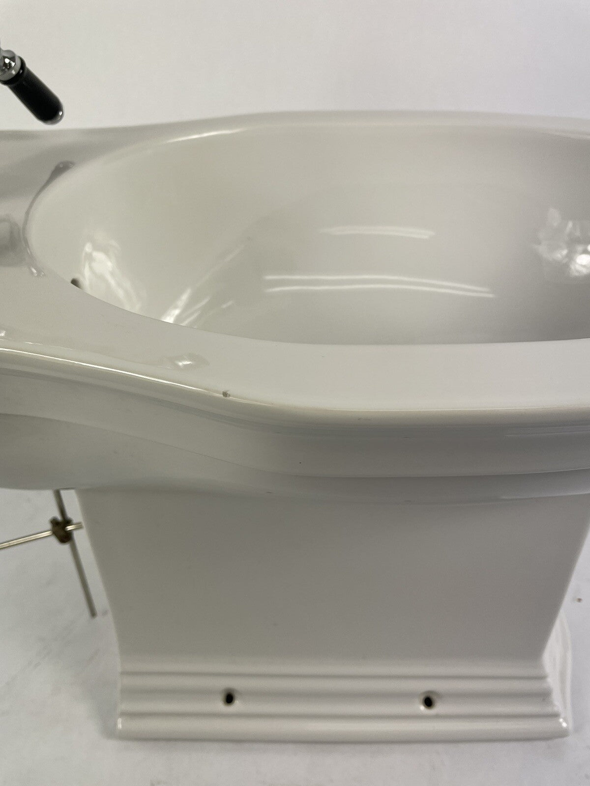 Imperial Astoria Deco Bidet Toilet Bidet Kallista England THG Paris bidet mixer