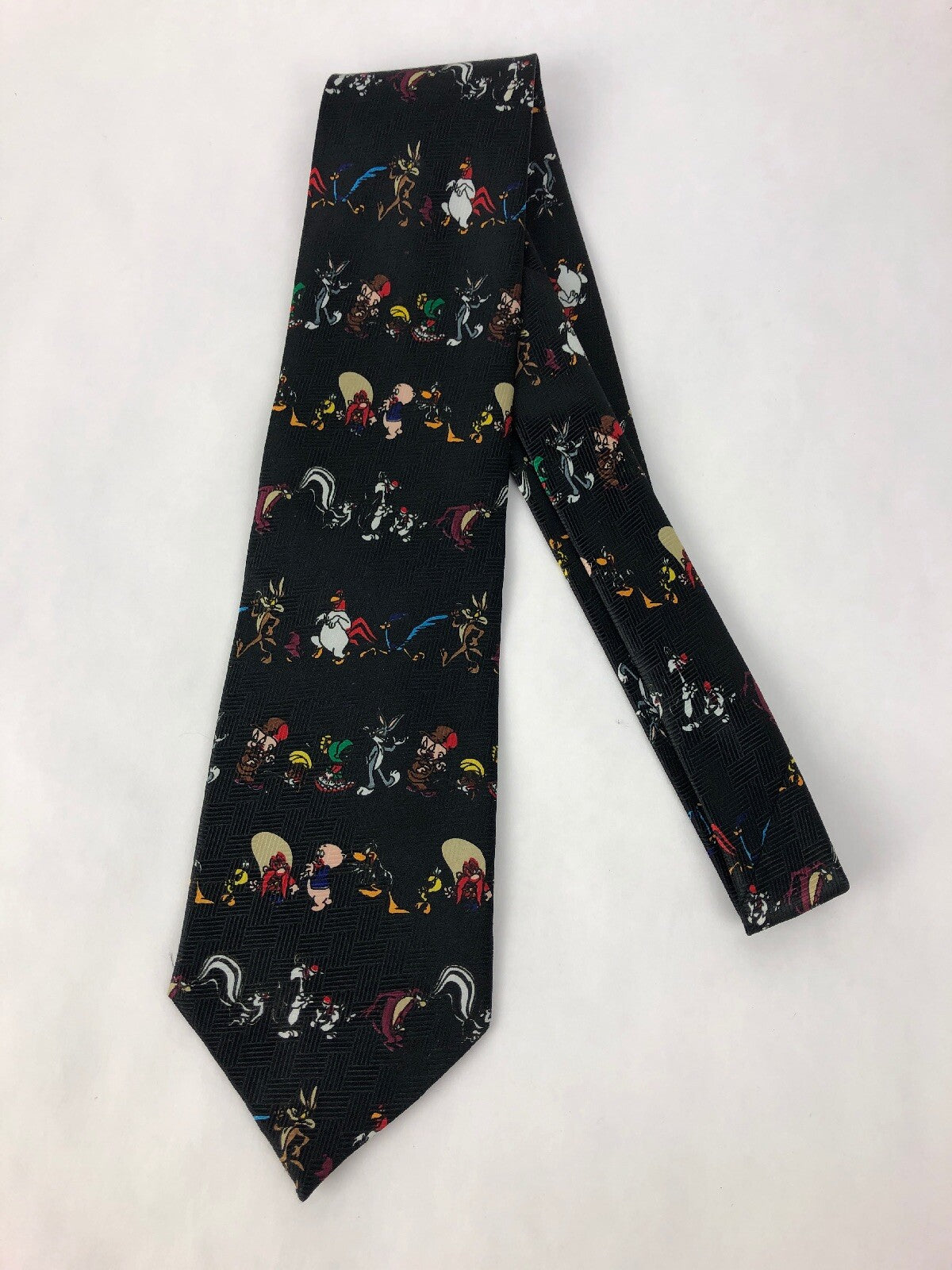Looney Tunes Tie Necktie Black - FULL CAST OF CHARACTERS * Must See FSTSHP **
