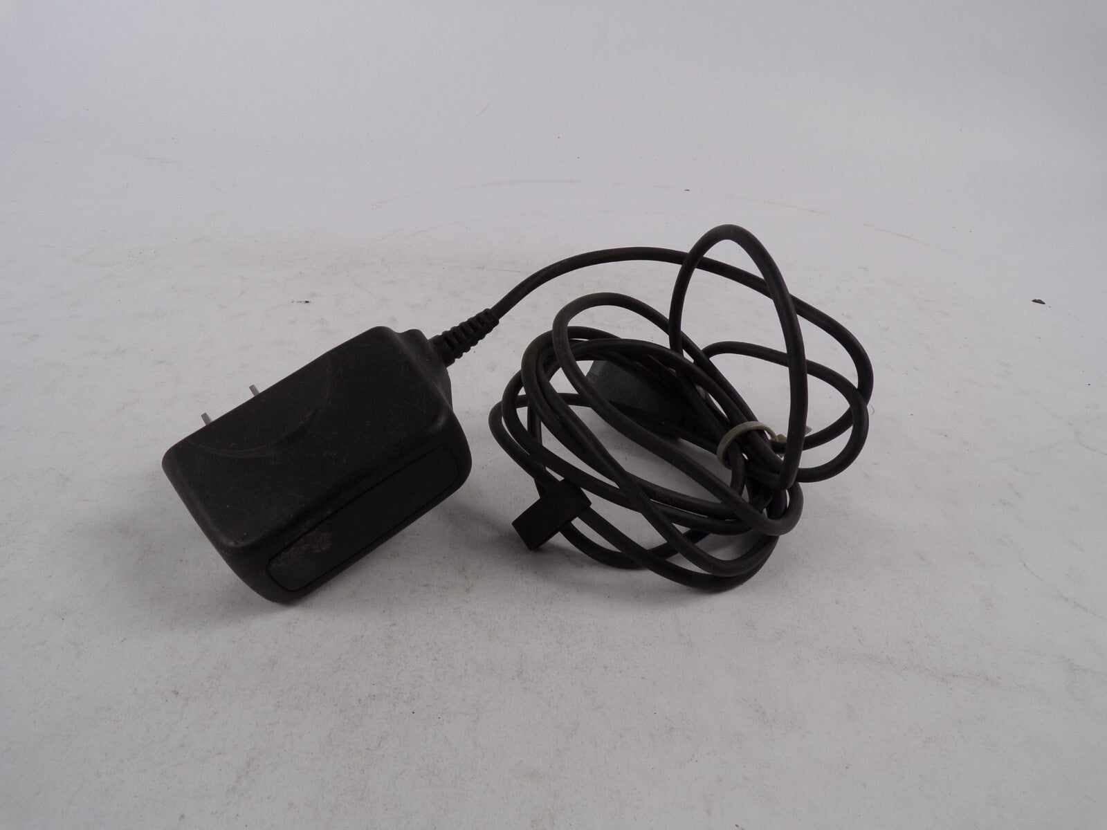 Geniune LG AC Adapter TA-P02WWS Output 5 V  1 A Power Supply Adapter A56