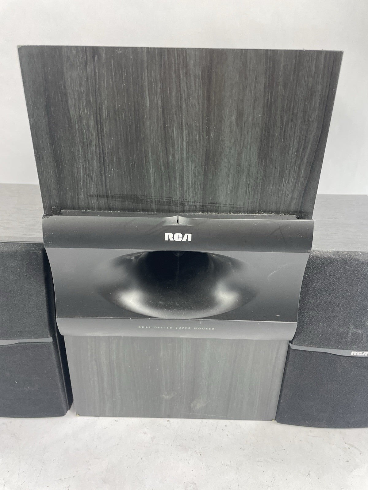 RCA RT2500 Main & Surround Speakers 6 Ohm 2 bookshelf speaker  + Subwoofer