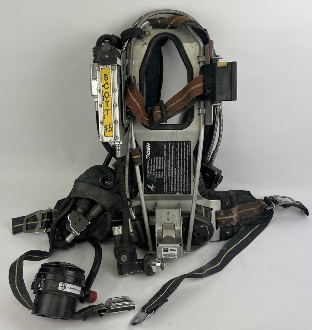 SCOTT SAFETY 4.5 4500 SCBA Air Pack Harness EZ-Flow Air Pak Plus with Sensor   a