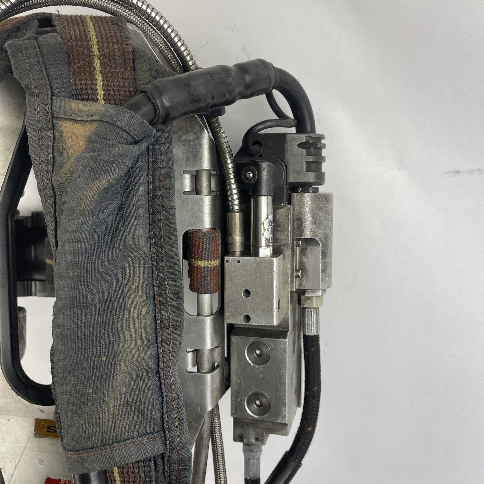 SCOTT SAFETY 4.5 4500 SCBA Air Pack Harness EZ-Flow Air Pak Plus with Sensor p