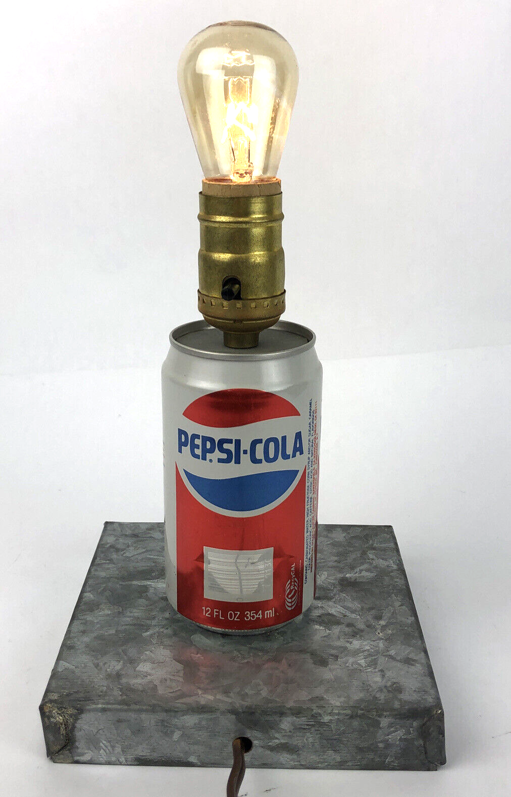 Vintage Working 1987 America’s Cup San Diego Pepsi Can Light Lamp Pepsi Cola