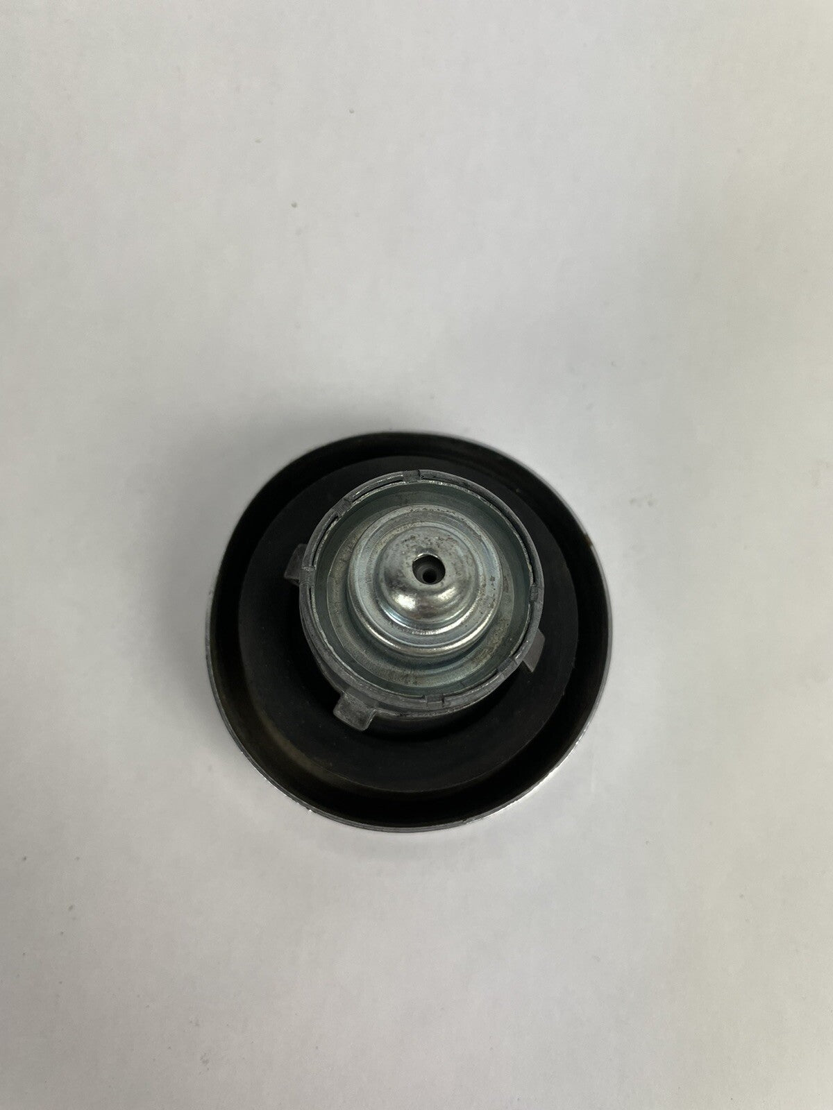 Mopar locking gas cap Dodge Charger 1968 1969 fuel cap