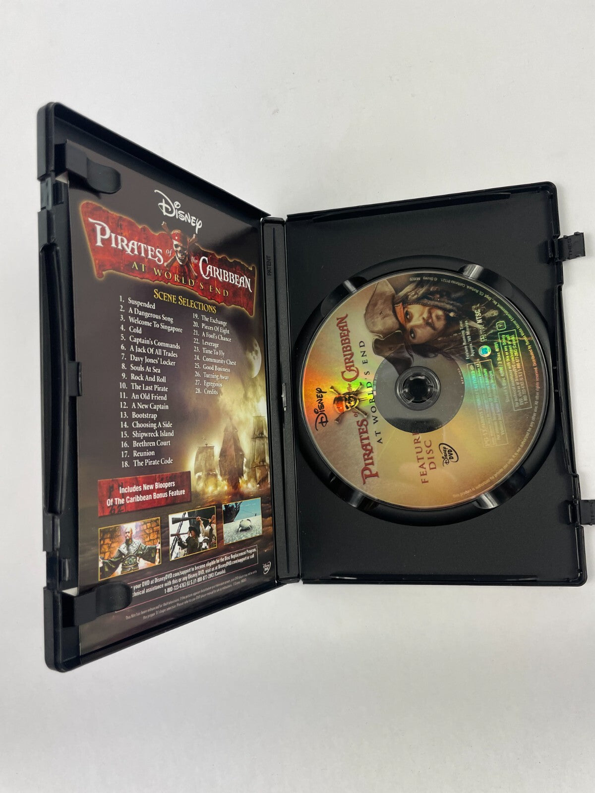 Pirates of the Caribbean At World's End Johnny Depp Orlando Bloom DVD Movie