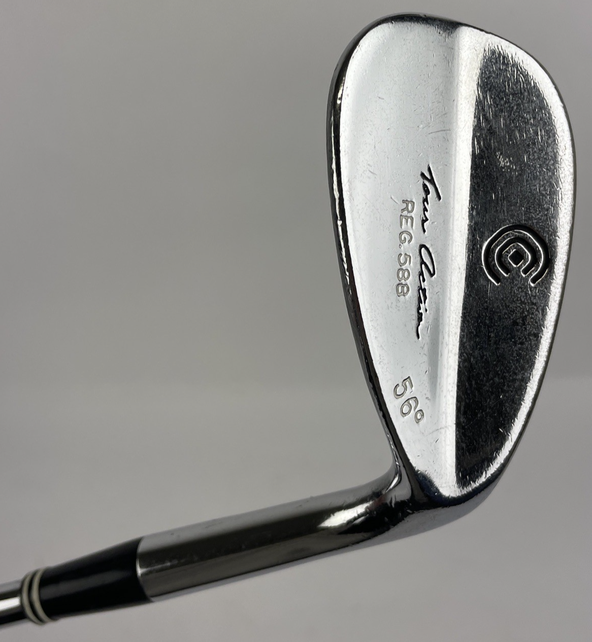CLEVELAND TOUR ACTION REG 588 SAND WEDGE RH Steel S400 Lamkin Grip