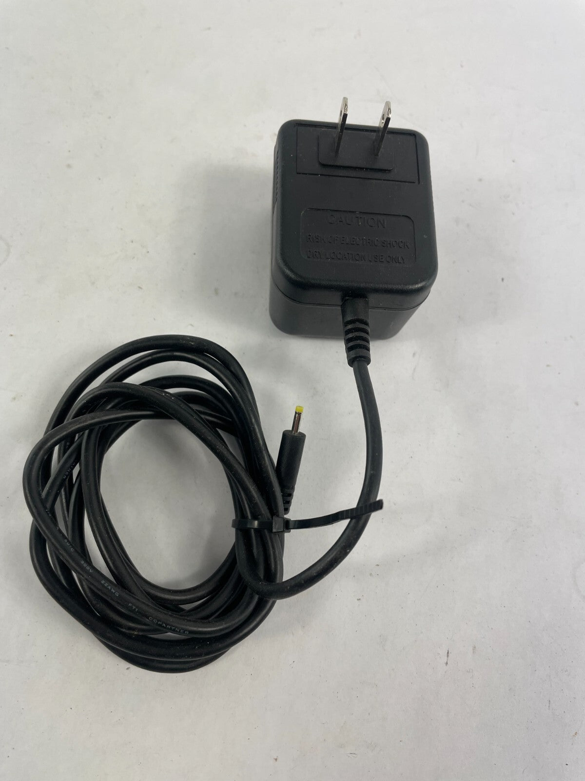 Geniune Garmin 41DR-5-400 Output 5V 0.40 A Power Supply Adapter B01