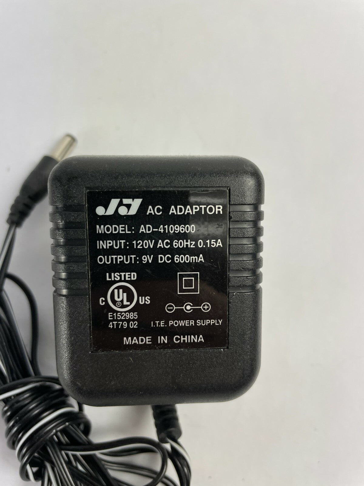 Genuine JY Ac Adapter AD-4109600 Output 9 V 600mA Power Supply Adapter A91