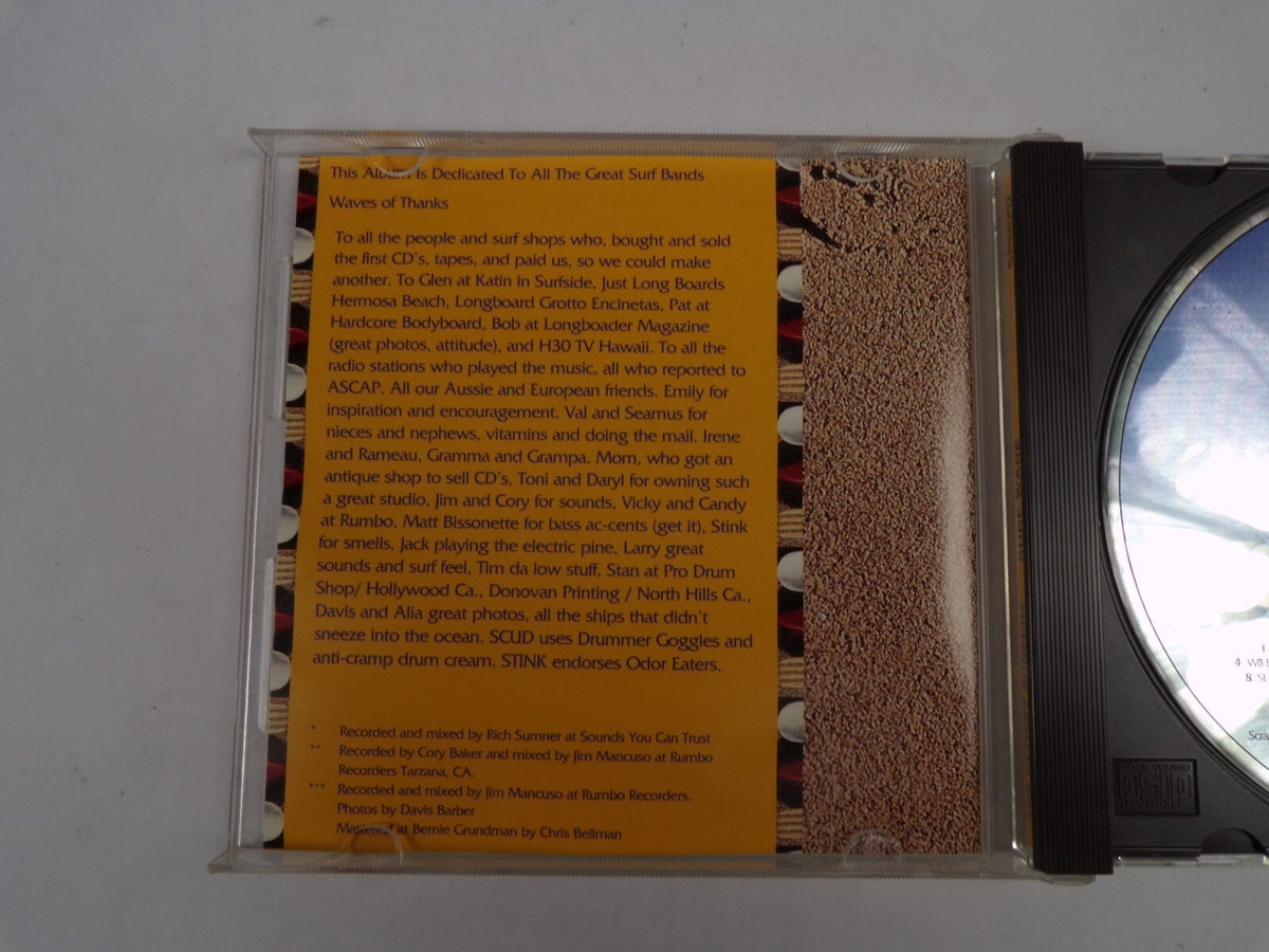 The Closet Surfers Surf Ware Scrambler Surf This Stranded Surf Dogs CD#42