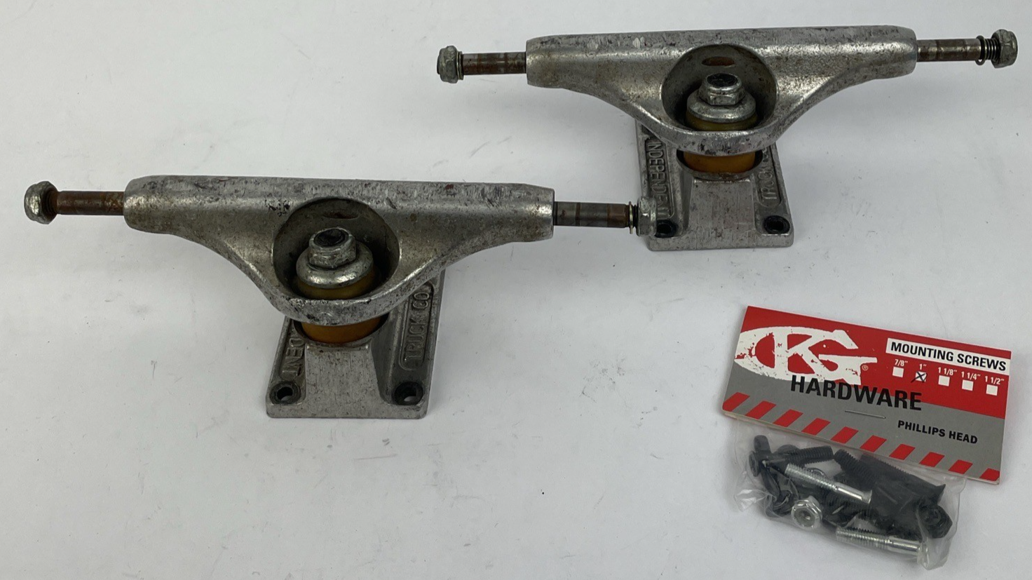 Independent OG Iron Cross polished Standard 139 skateboard trucks for 8-inch decks with mounting hardware included.